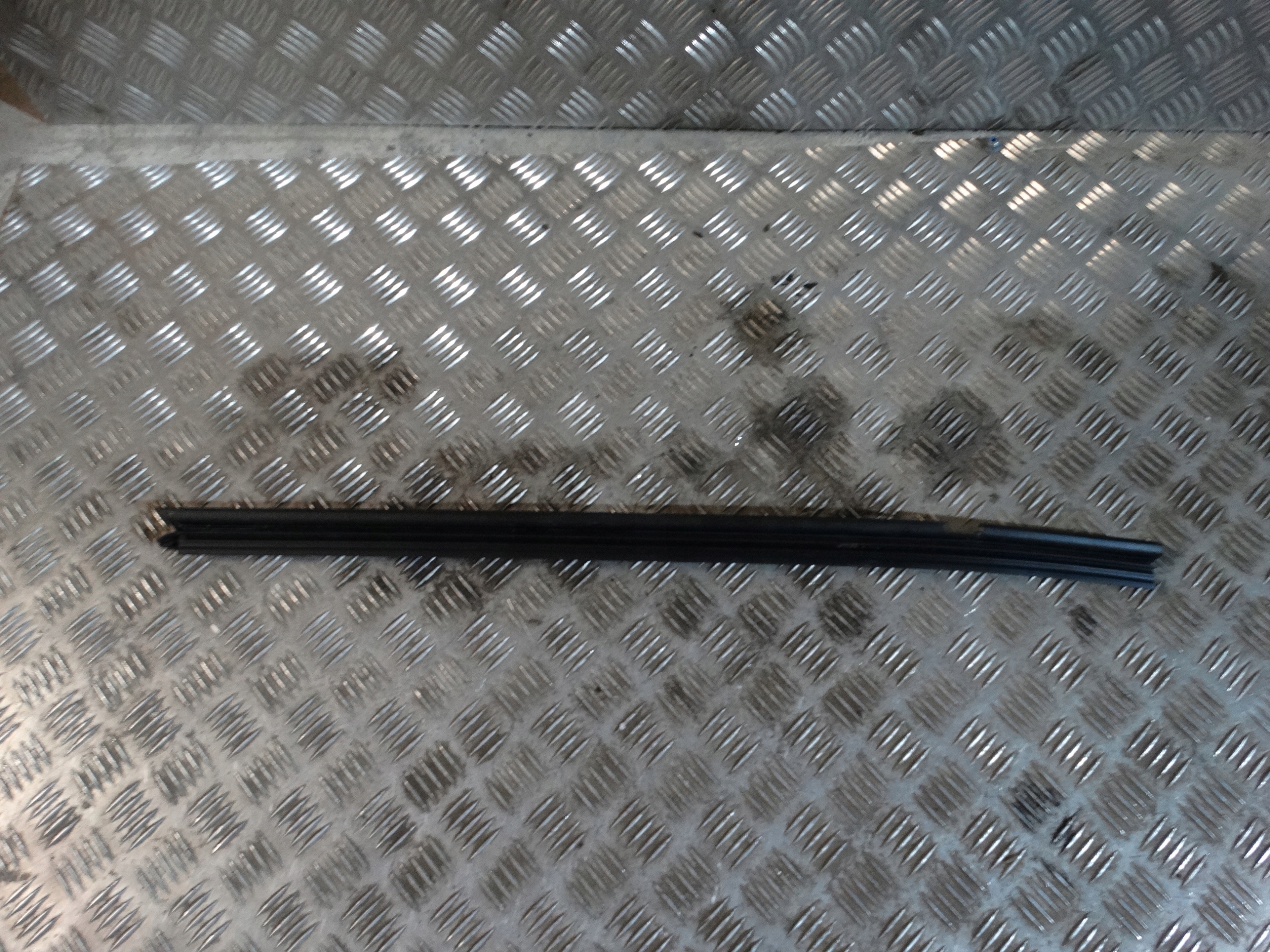 IDEAL moulding door rear left MERCEDES GLB X247 1