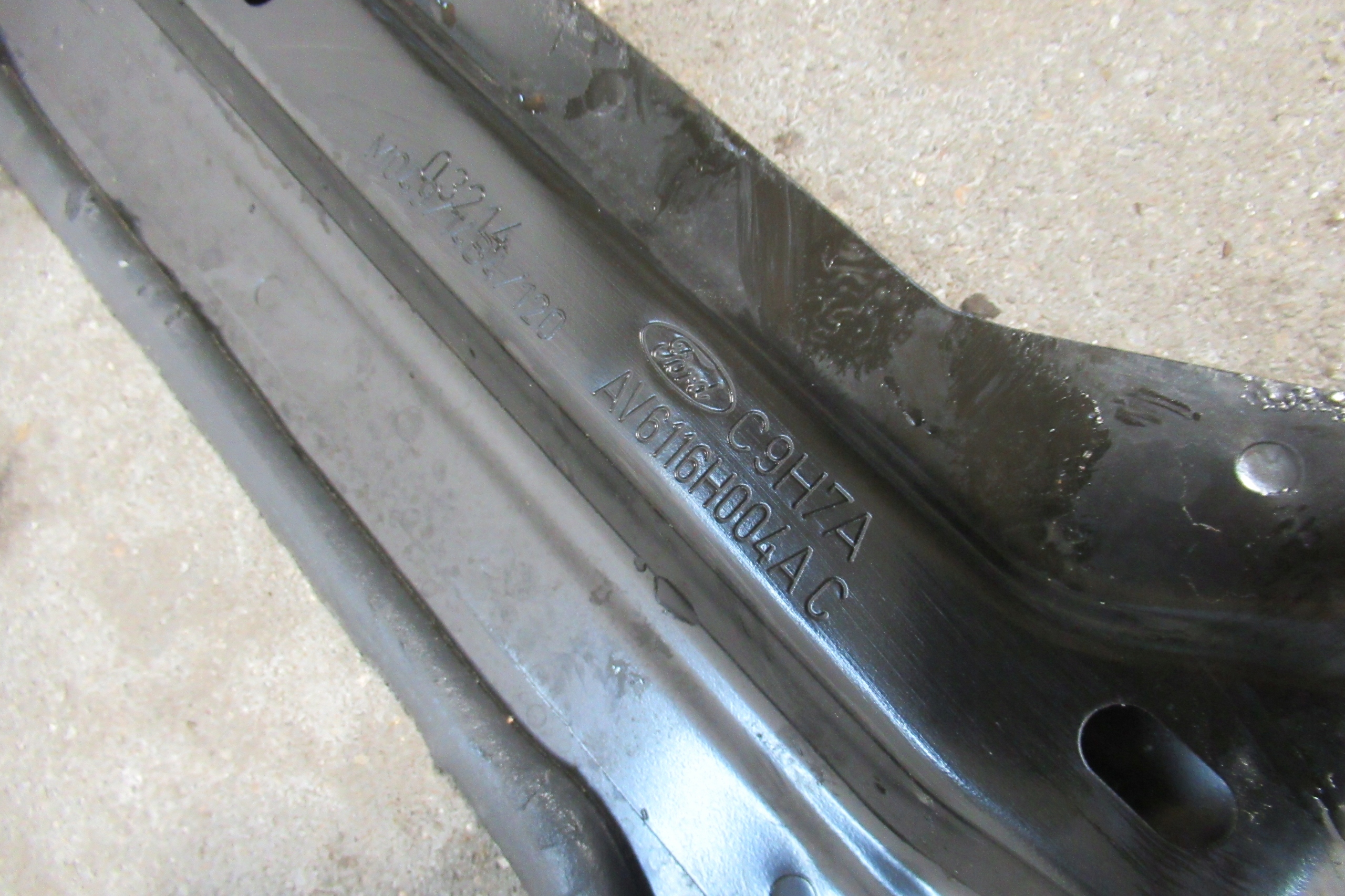 FORD FOCUS MK3 brace pillar sider
