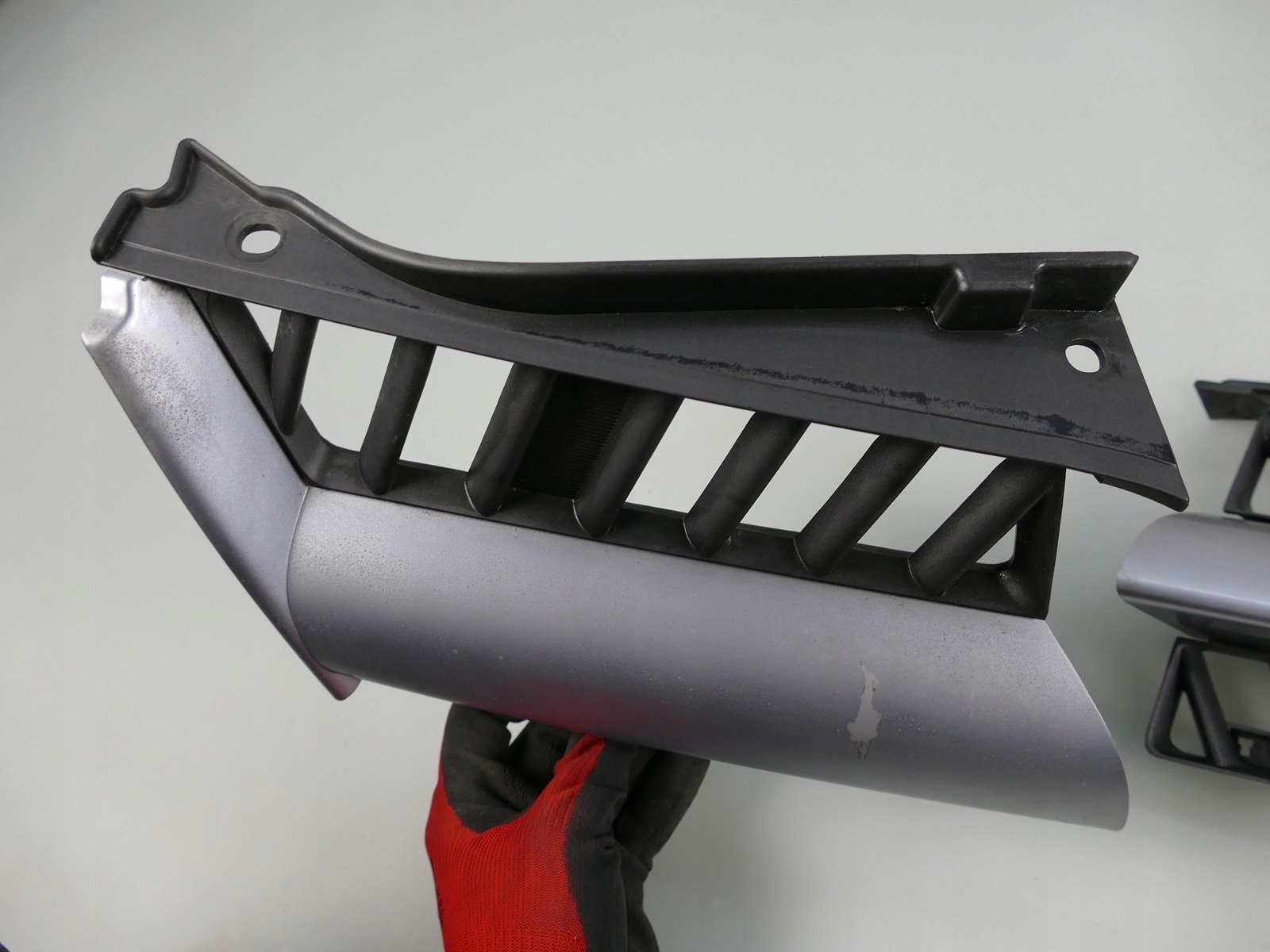 MITSUBISHI OUTLANDER E GRIGLIA GRIGLIA RADIATORE A31