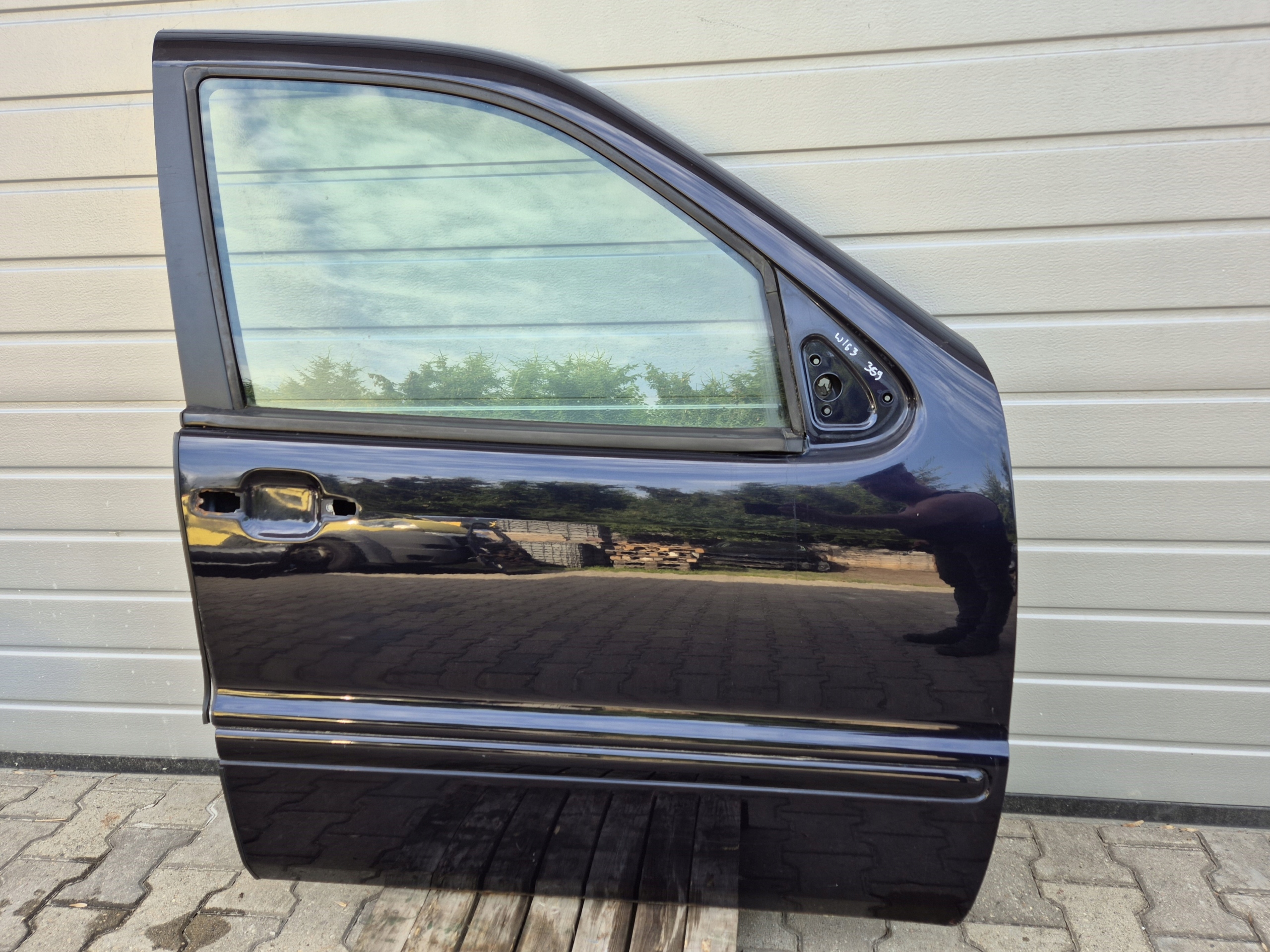 MERCEDES W163 ML lifting DRZWI PRZEDNIE PRAWE SZYBA MECHANIZM 359