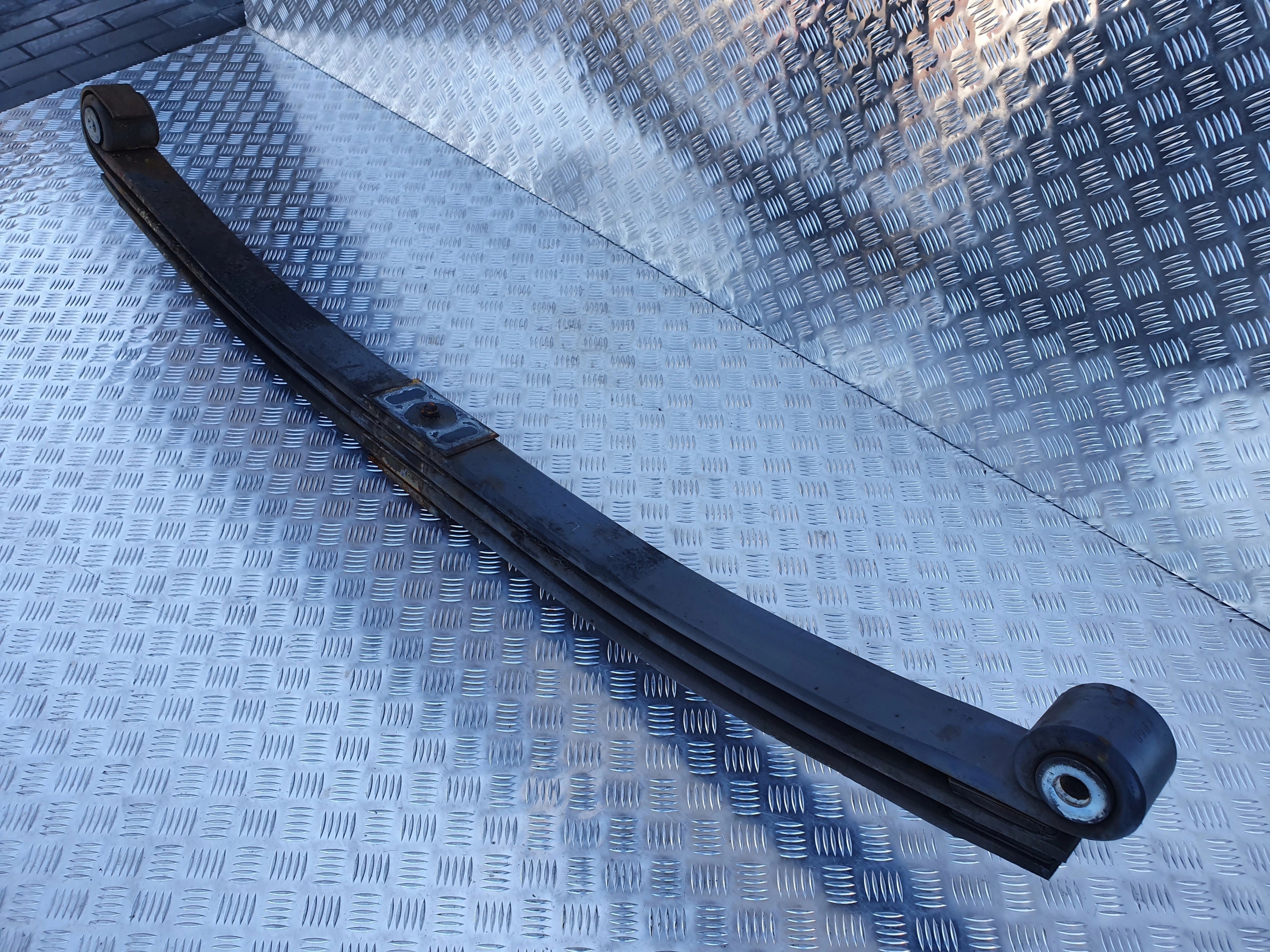 RESOR PRZEDNI 3 LAGOWY DAF XF 106 Part manufacturer DAF OE