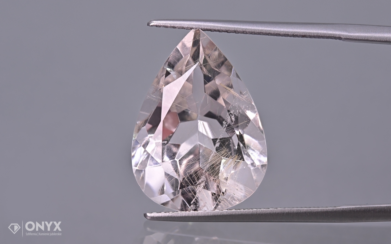 Křemen s rutilem fazetovaná slza 19x14 mm