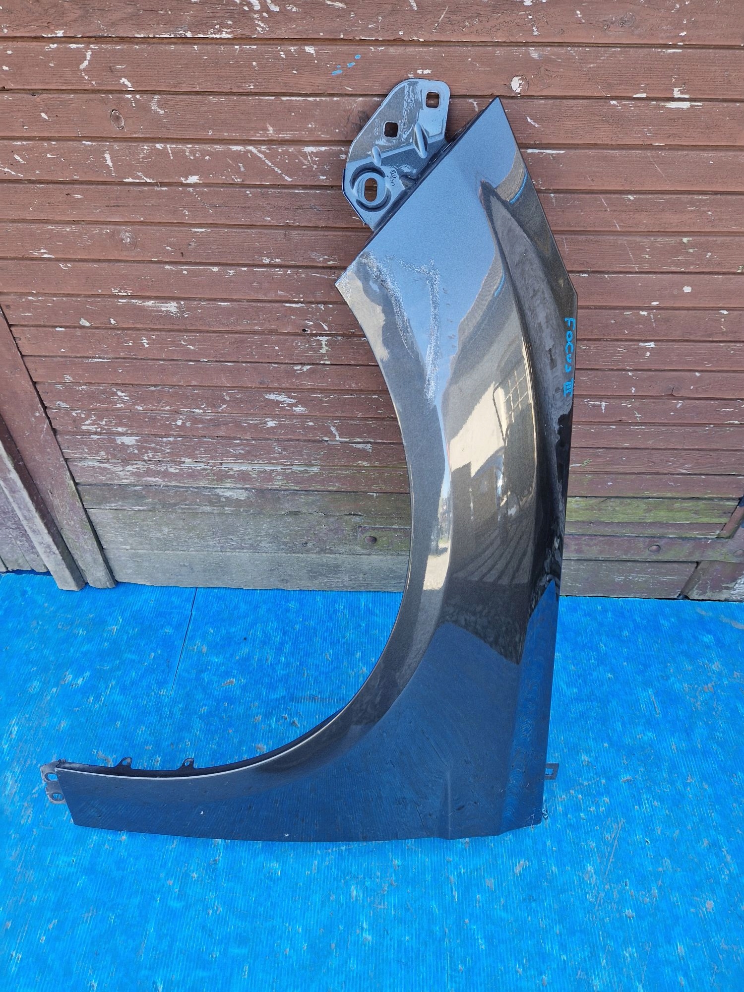 fender left front FORD FOCUS III 2010R->