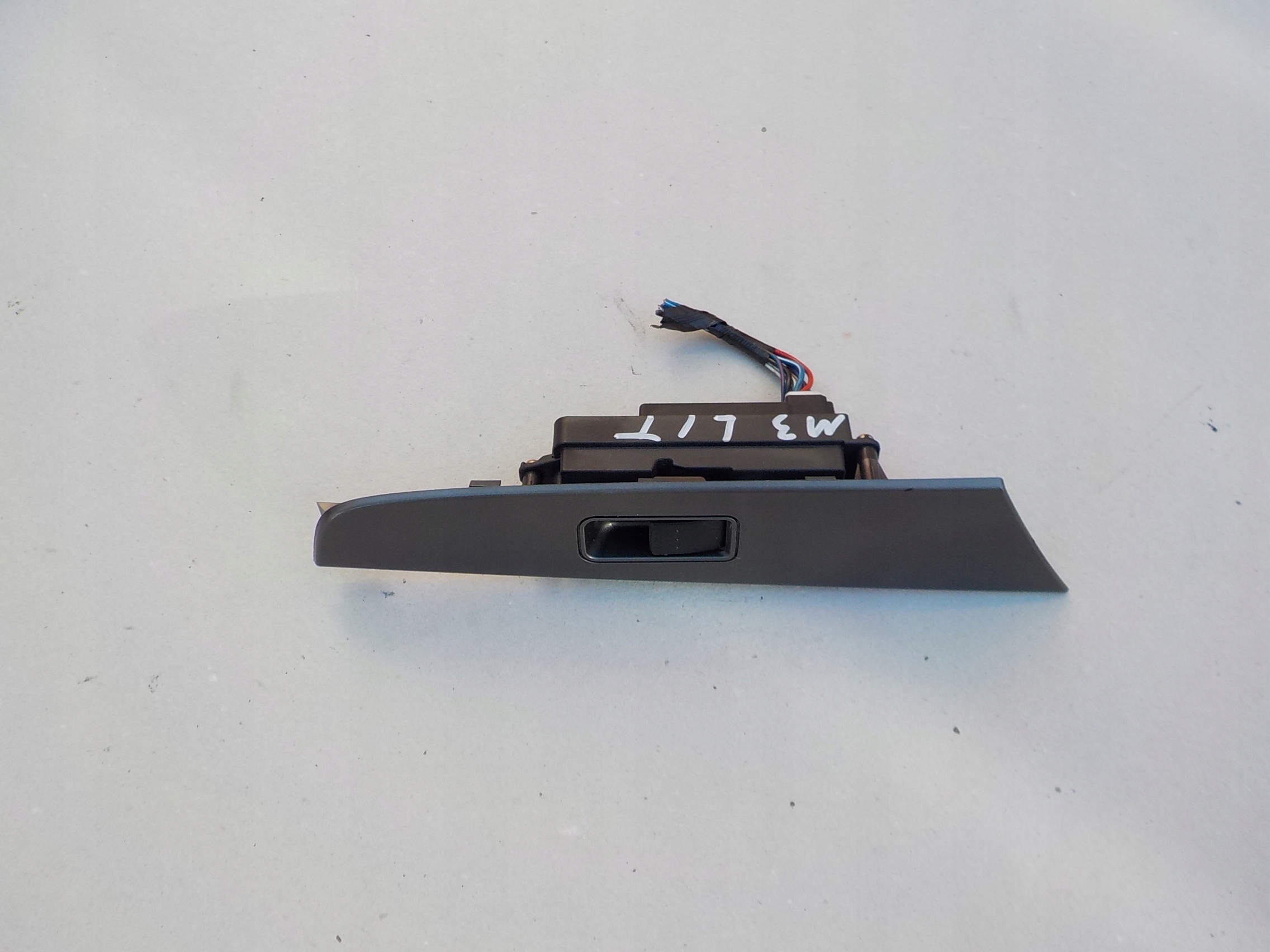 switch windows left rear part mazda 3 BK