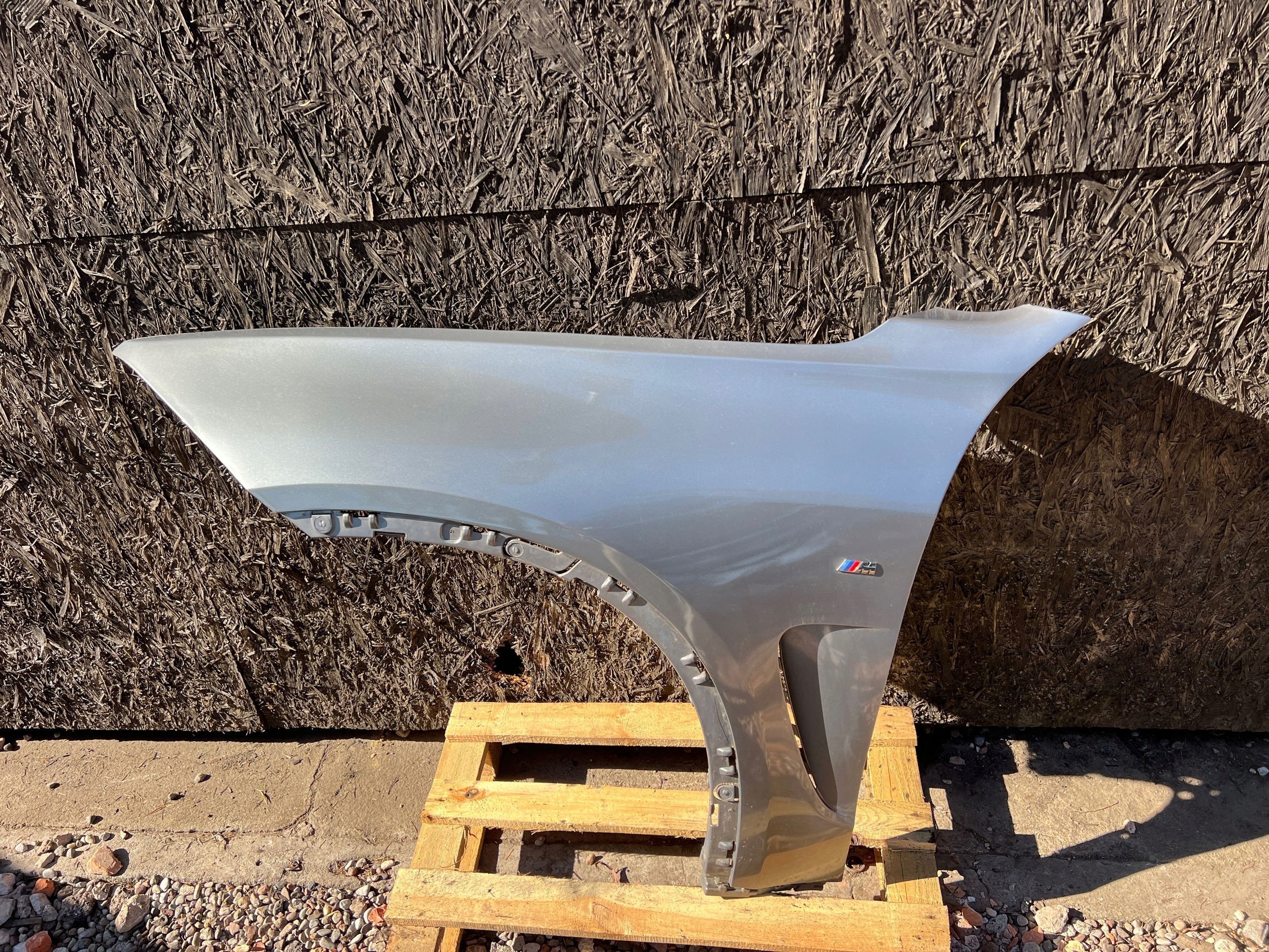 BMW X5 F15 BŁOTNIK LEWY PRZÓD PRZEDNI A52 SPACEGRAU SZYBKA WYSYŁKA