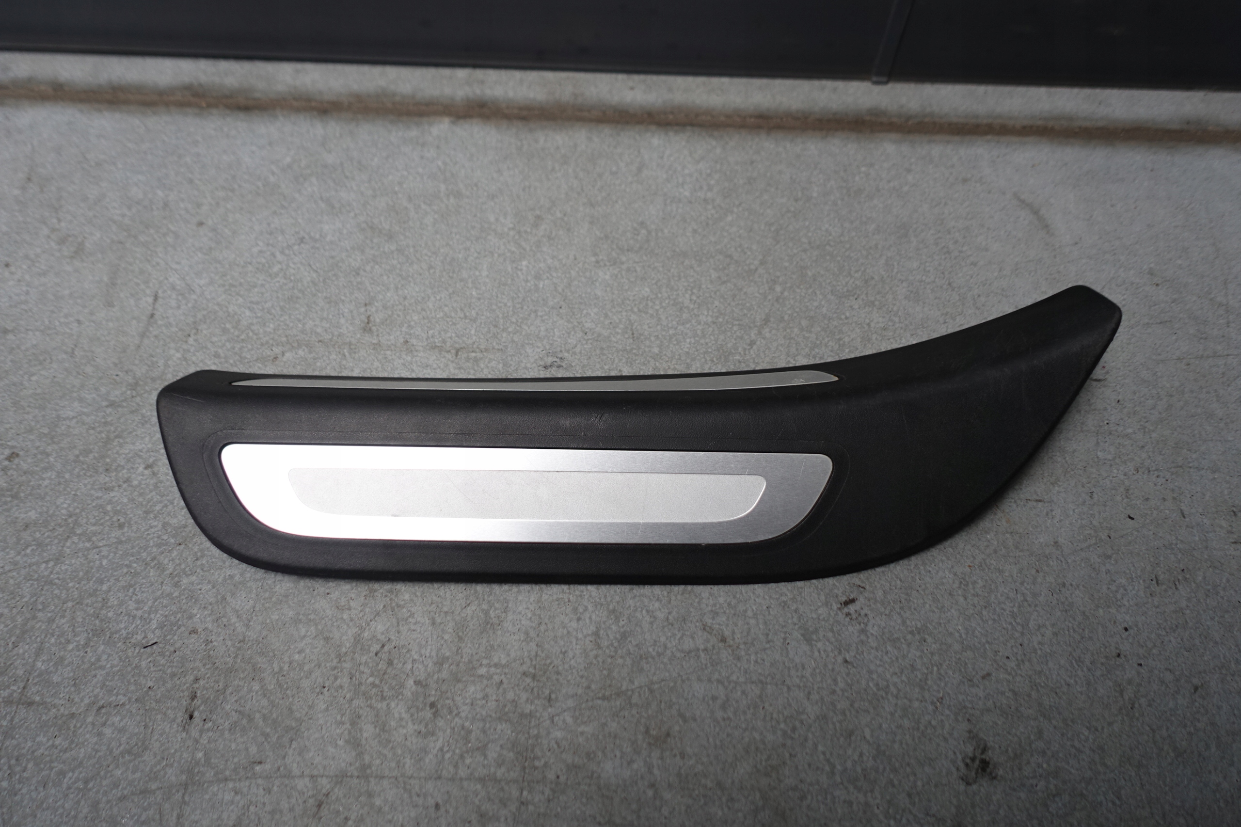 AUDI Q5 LISTWA OSŁONA PROGU LEWA TYLNA TYŁ