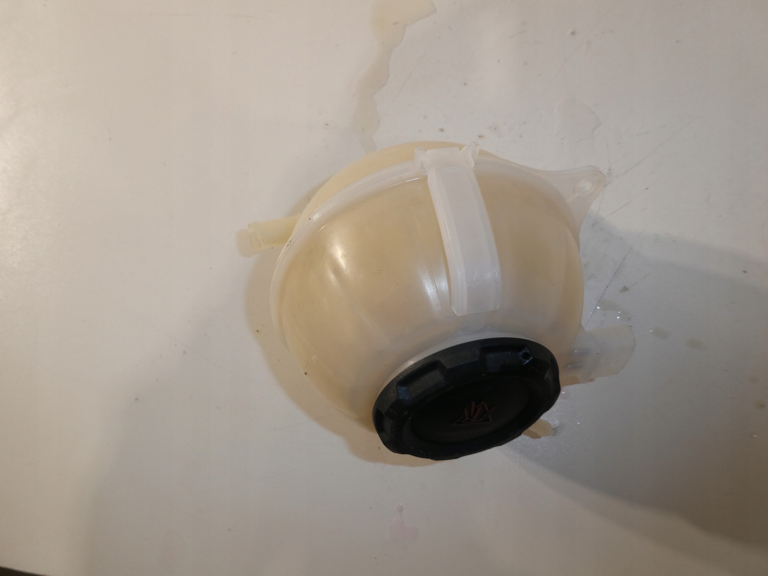 ekspanziona posuda SKODA FABIA III 6Q0121407D