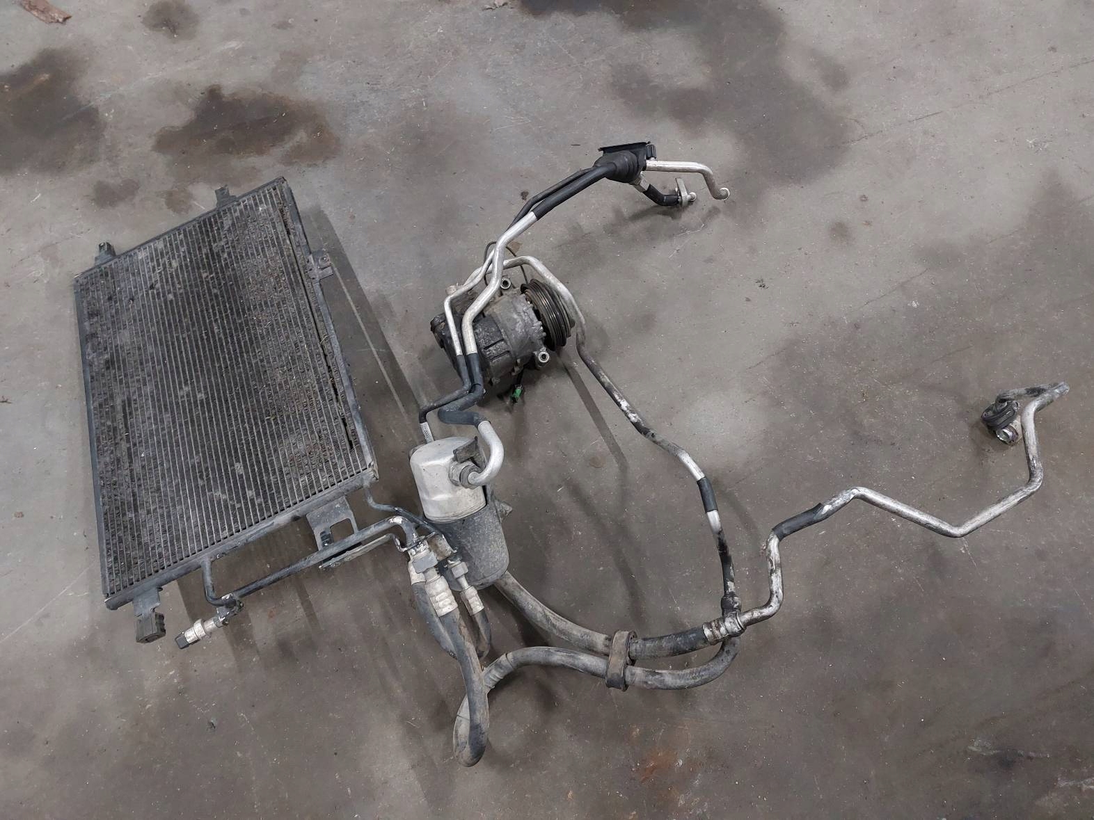 completa KLIMATYZACJA Radiatore / Raffreddatore + Tubi + Compressore AUDI A6 C5 2.5 TDI