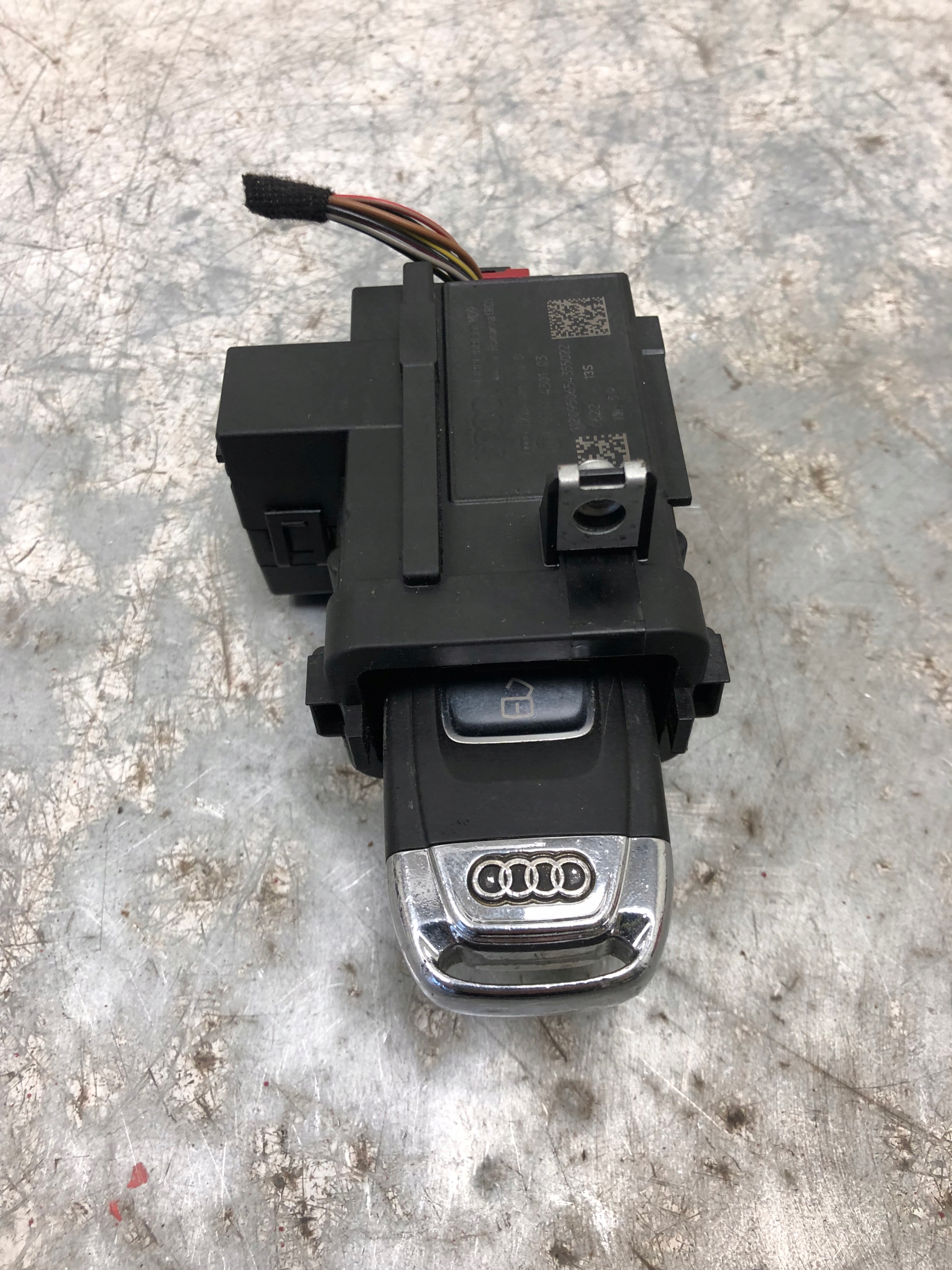 ignition + key AUDI A4 B8 LIFT 8K0909131D 8T0959754D