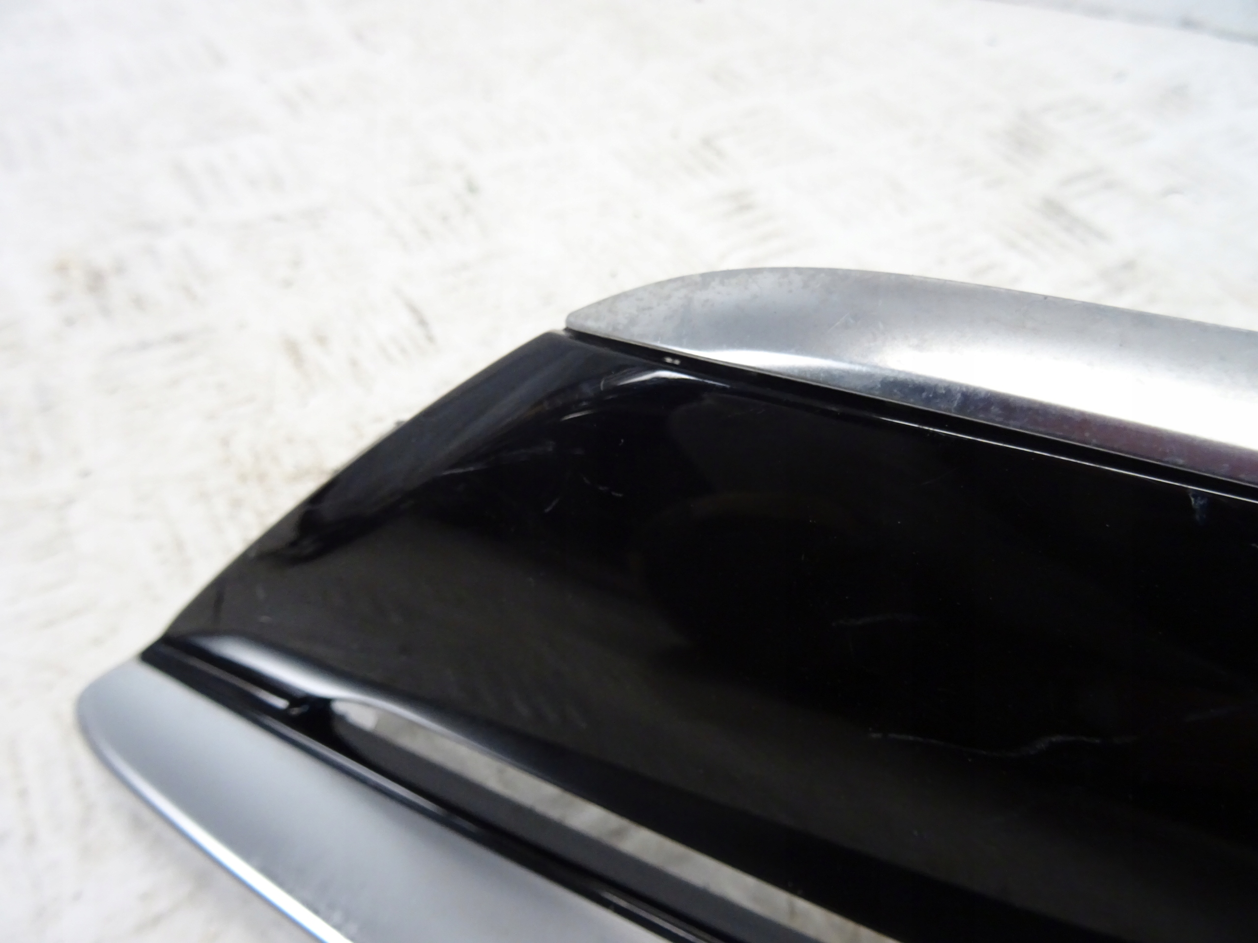grill grille of a bumper front front KIA STONIC 86351-H8410