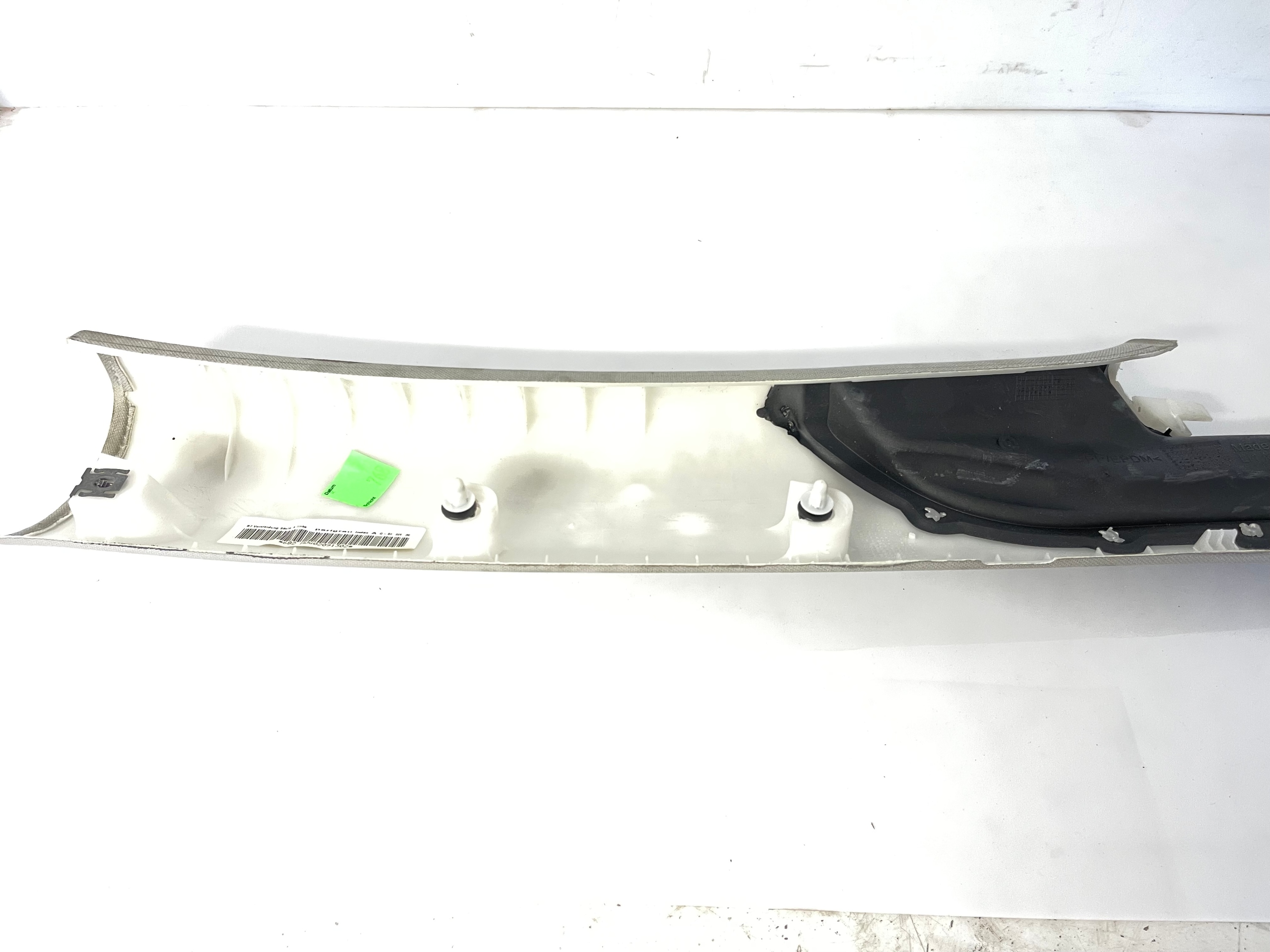 VW PASSAT B7 cover SLUPKA A left 3AA867233A