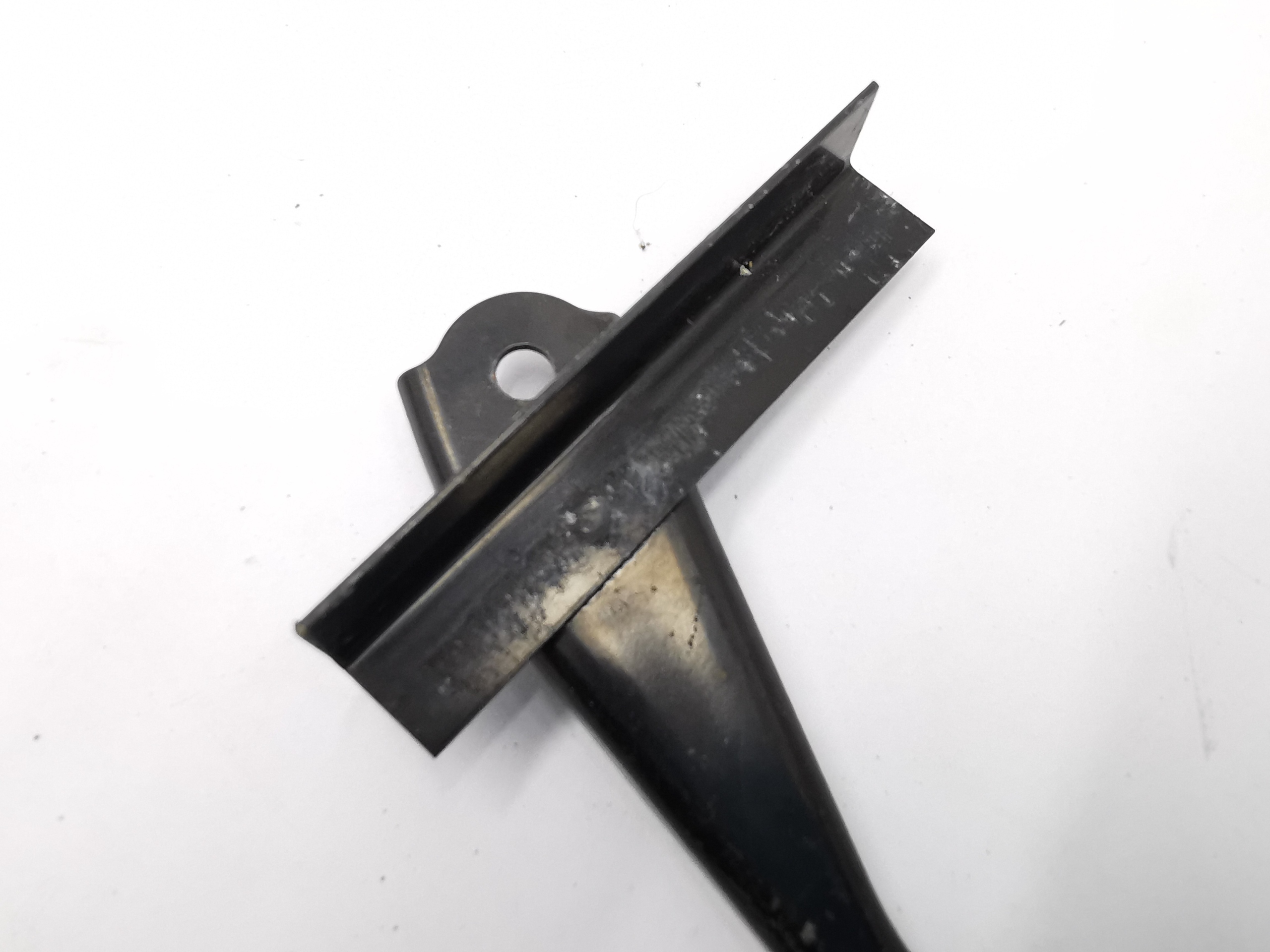 Halter Halter AKUMULATORA TOYOTA RAV-4 III 06-12