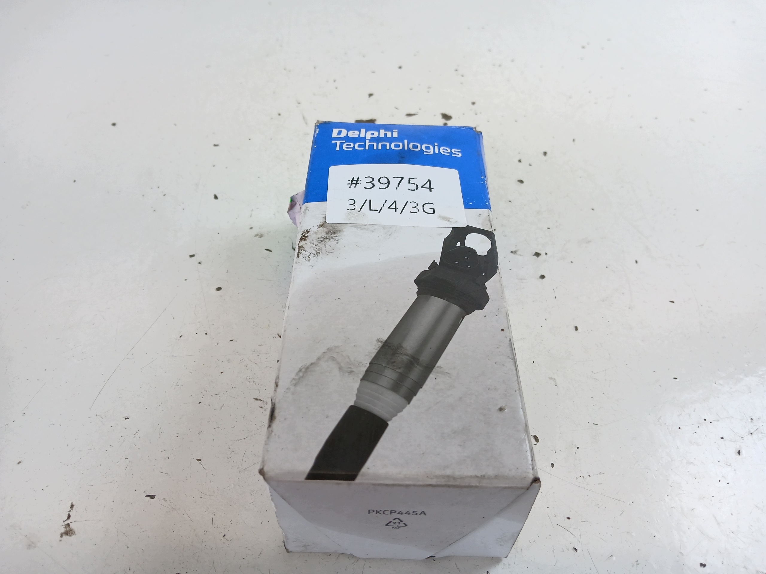 NISSAN ALMERA N16 1.8 coil ignition GN10336-12B1 DELPHI