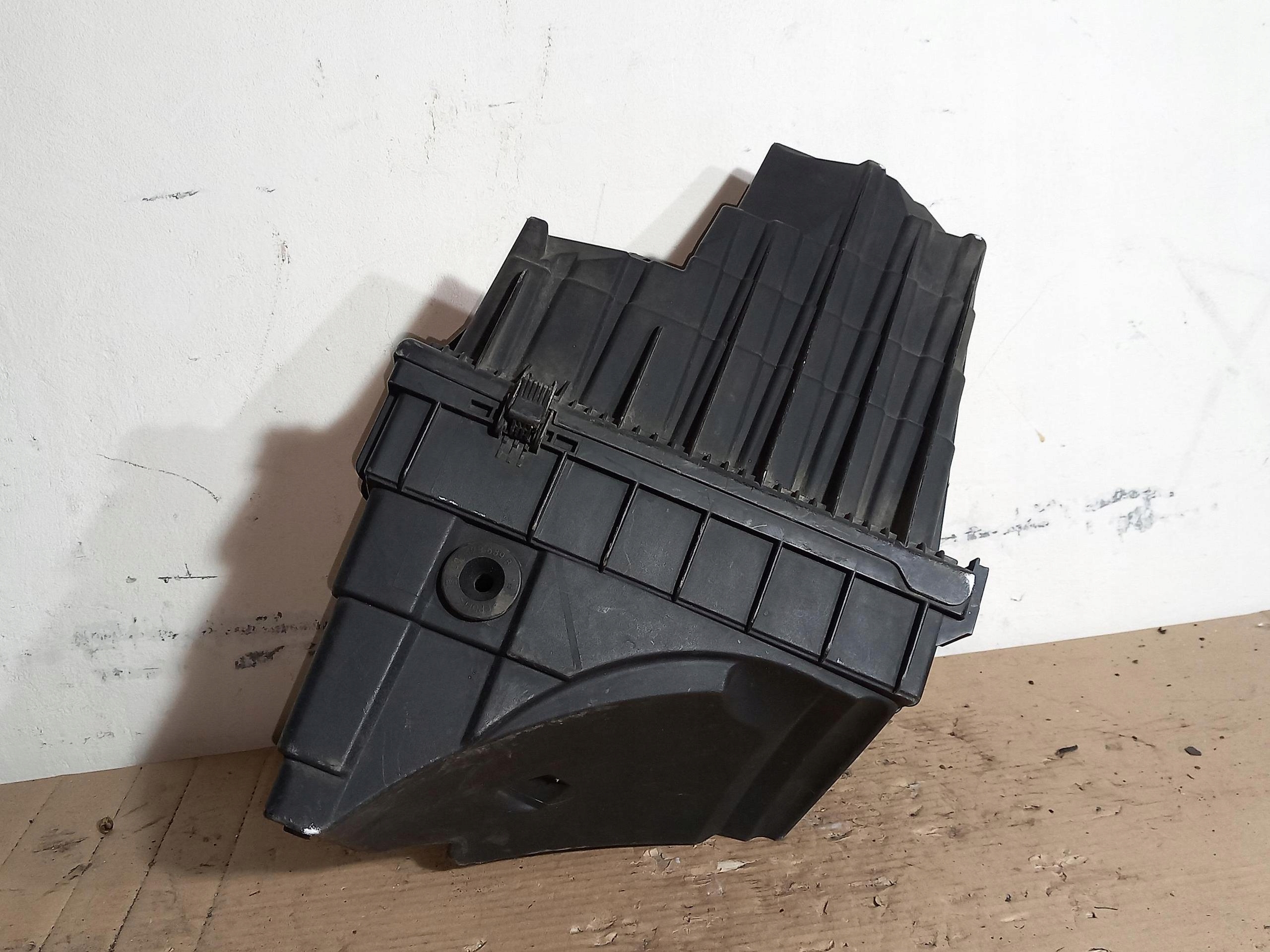 Gehäuse filter luft VW TRANSPORTER T5 2.5 TDI 7H0129601J 03-09
