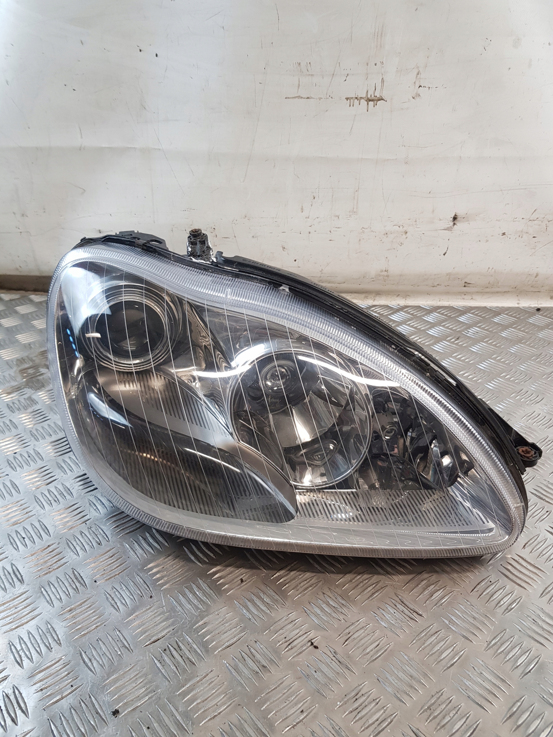 MERCEDES W220 light right front XENON 02R- EUROPA