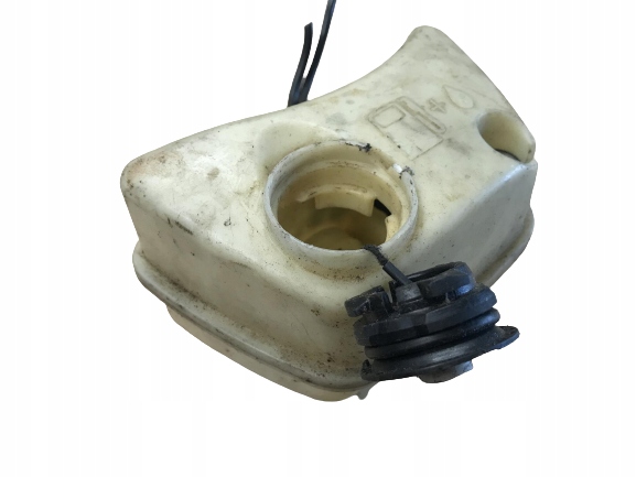 STIHL HS 81 ТОПЛИВНЫЙ БАК