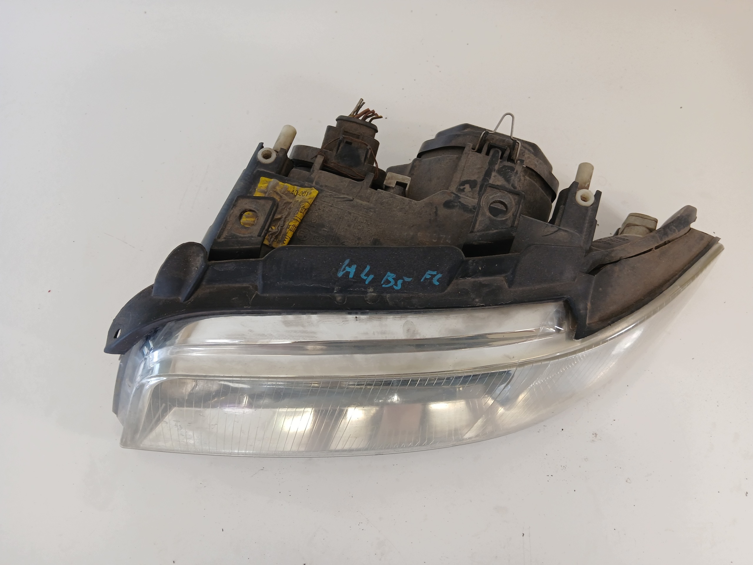 AUDI A4 B5 LIFT light left front