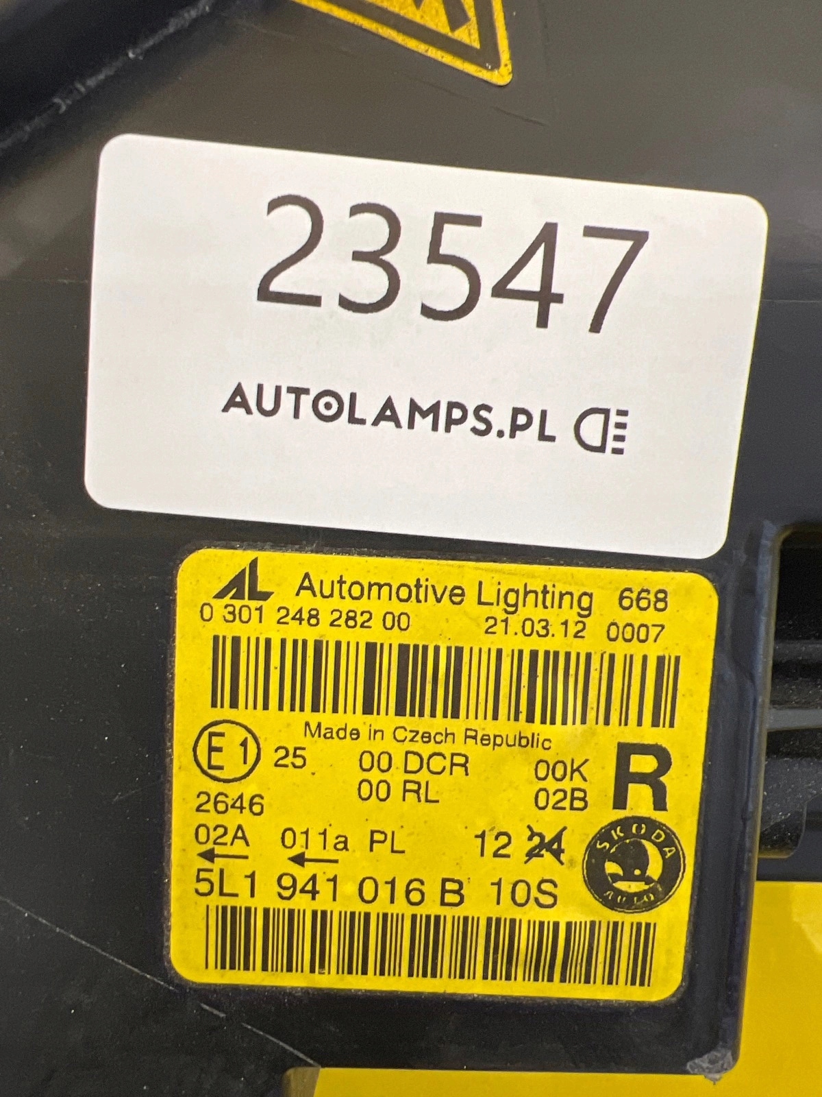 light right front Skoda Yeti 5L Xenon 5L1941016B