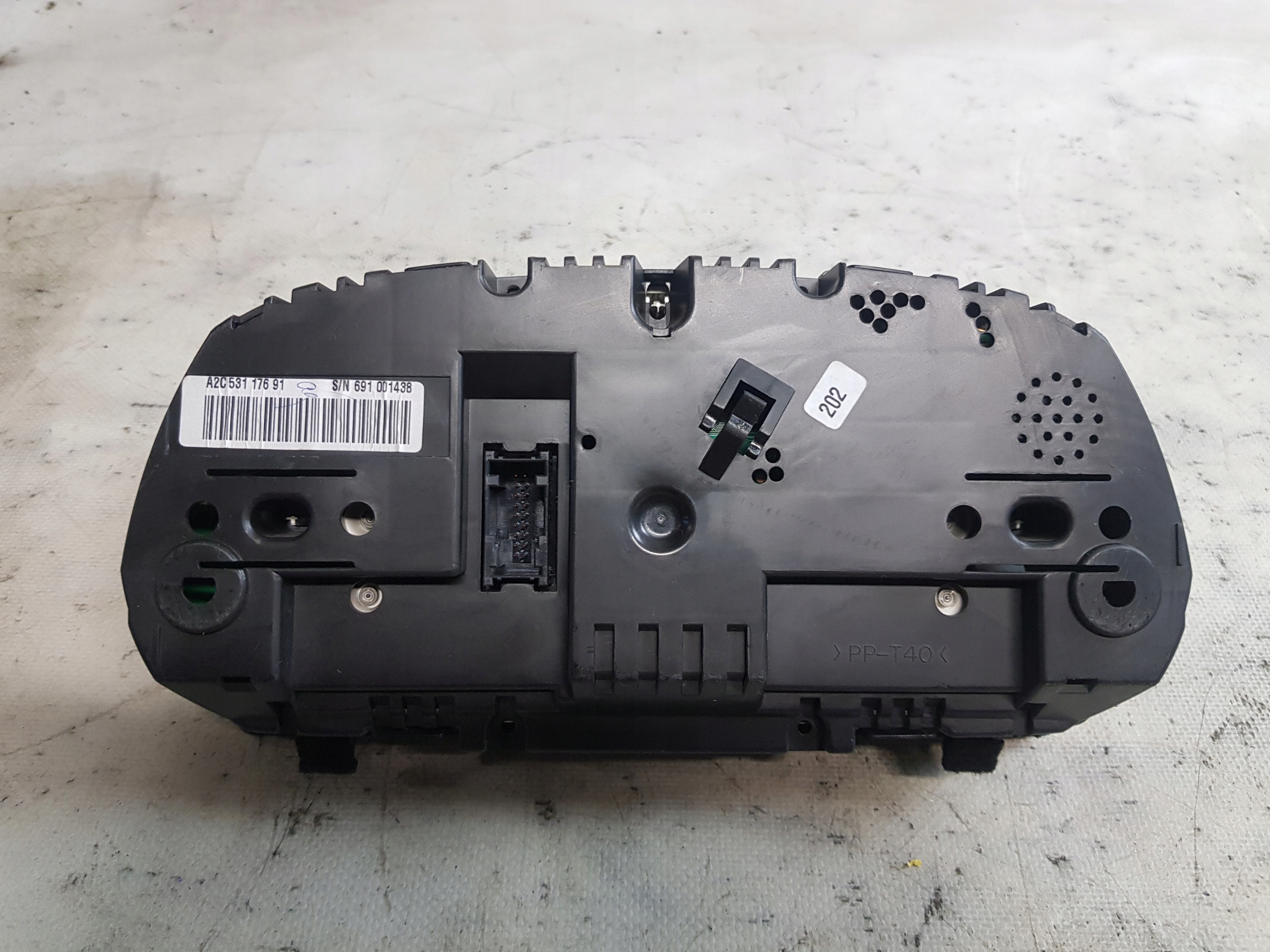 dials dials BMW E90 UK 2.0 DIESEL 6974659-01