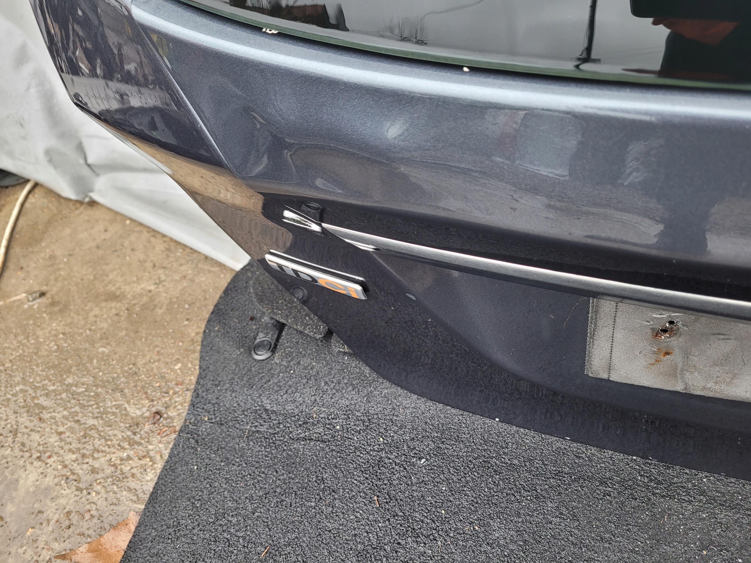 trunk door boot FORD FIESTA MK7 MK-7