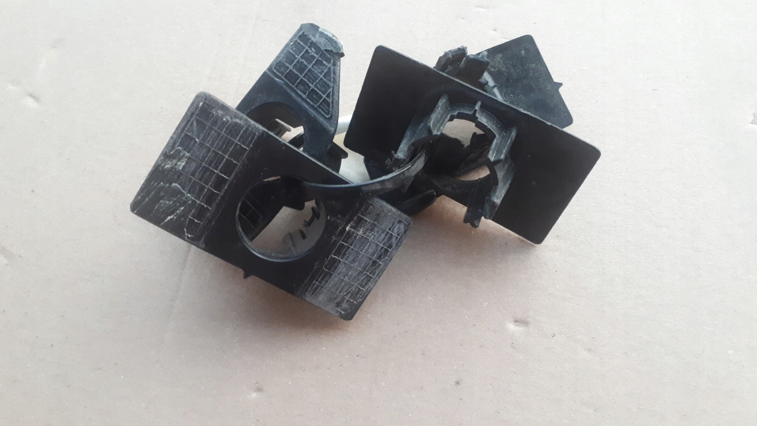 MOCOWANIE CZUJNIKA PDC VW GOLF VII R-LINE LIFT