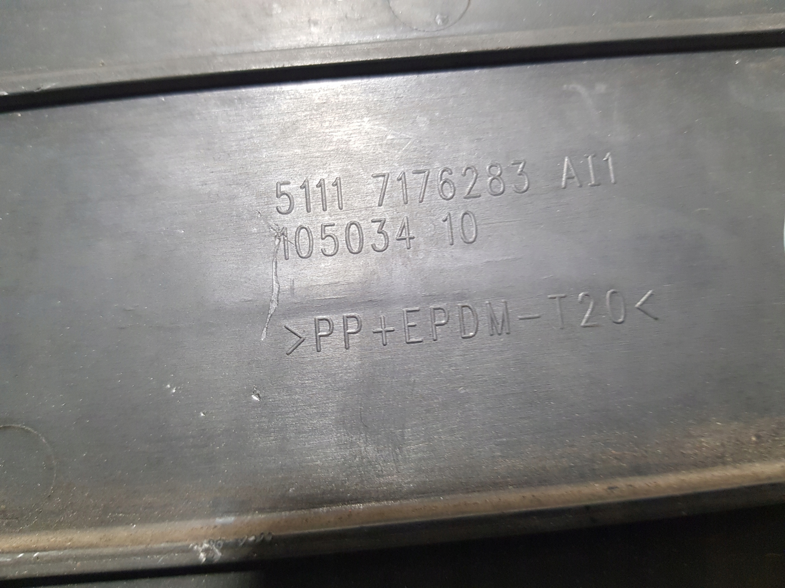 BMW X6 E71 frame pad signs REJESTRACJI front