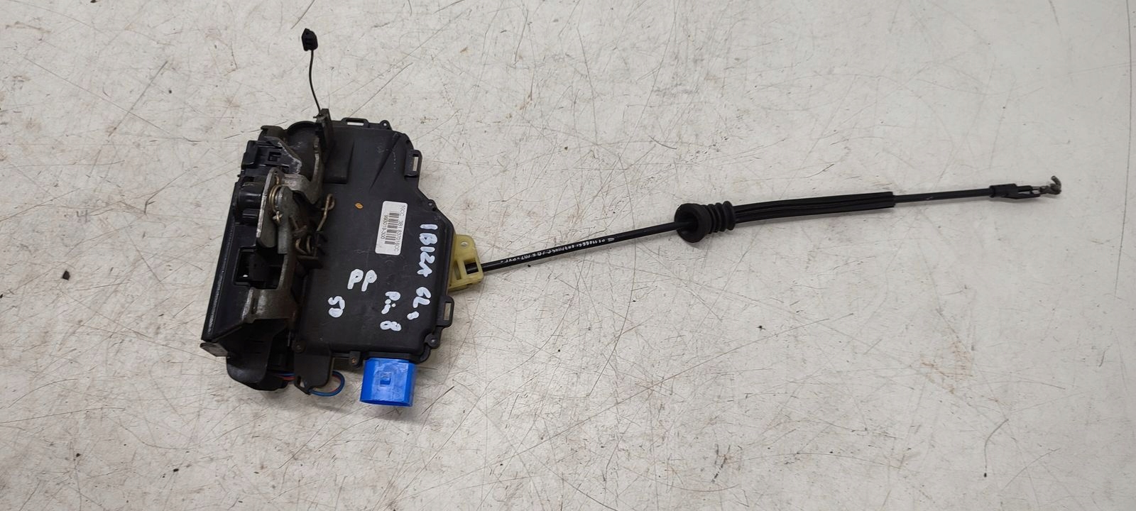 lock door front front right Seat Ibiza 6L LIFT 5D 1,9 TDI