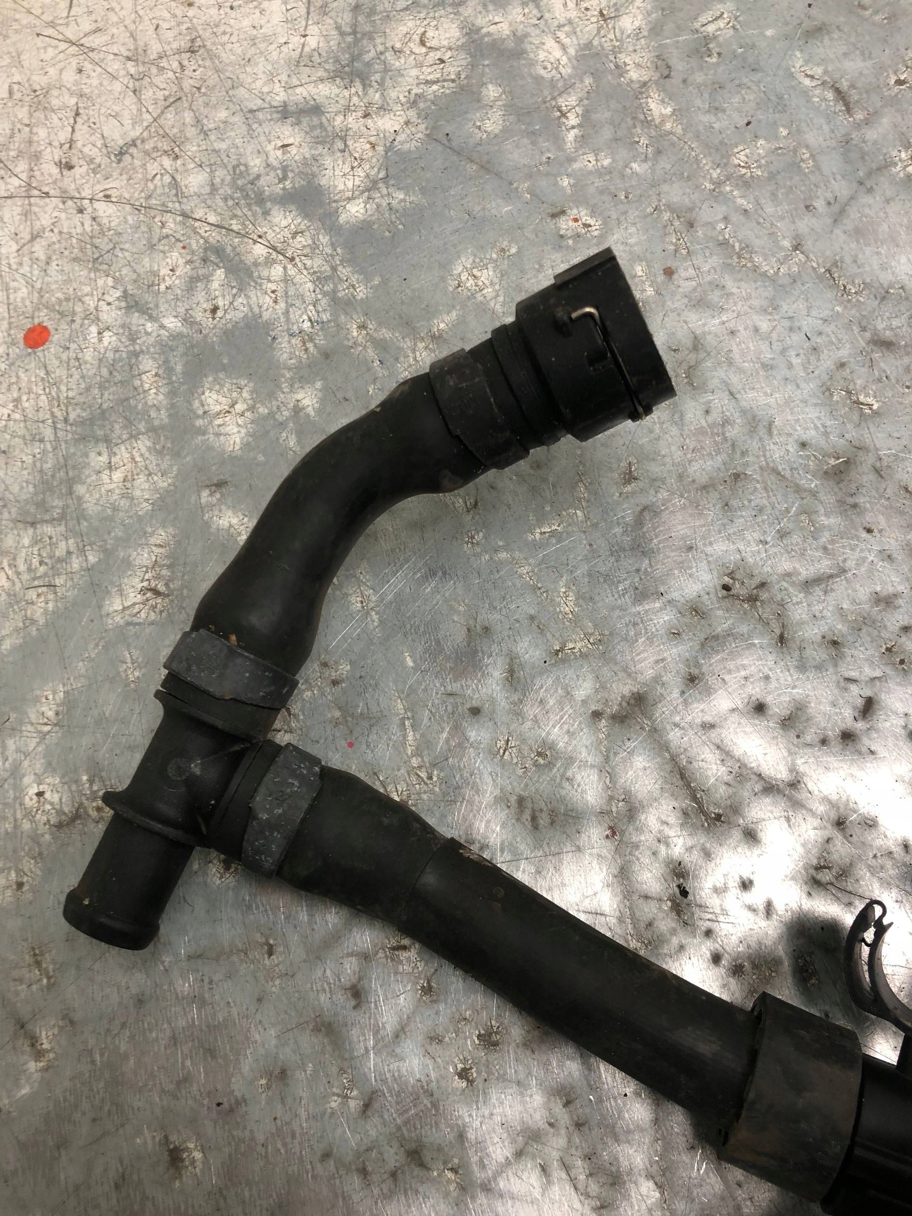 dodatna pumpa vode VW AUDI 04L965567 5Q0820507