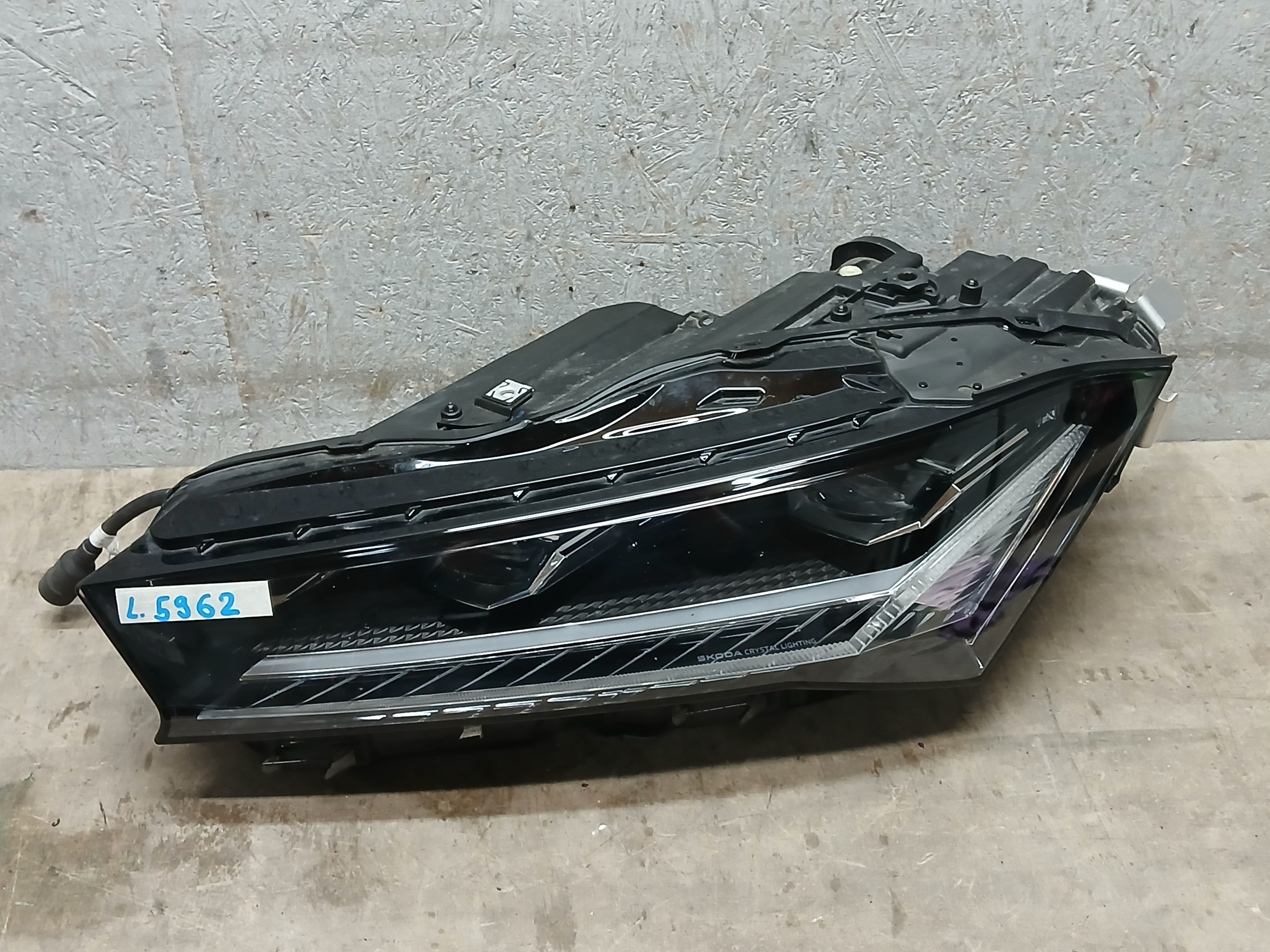 light front left SKODA SUPERB IV 4 FULL LED 3P1 3P1941015A