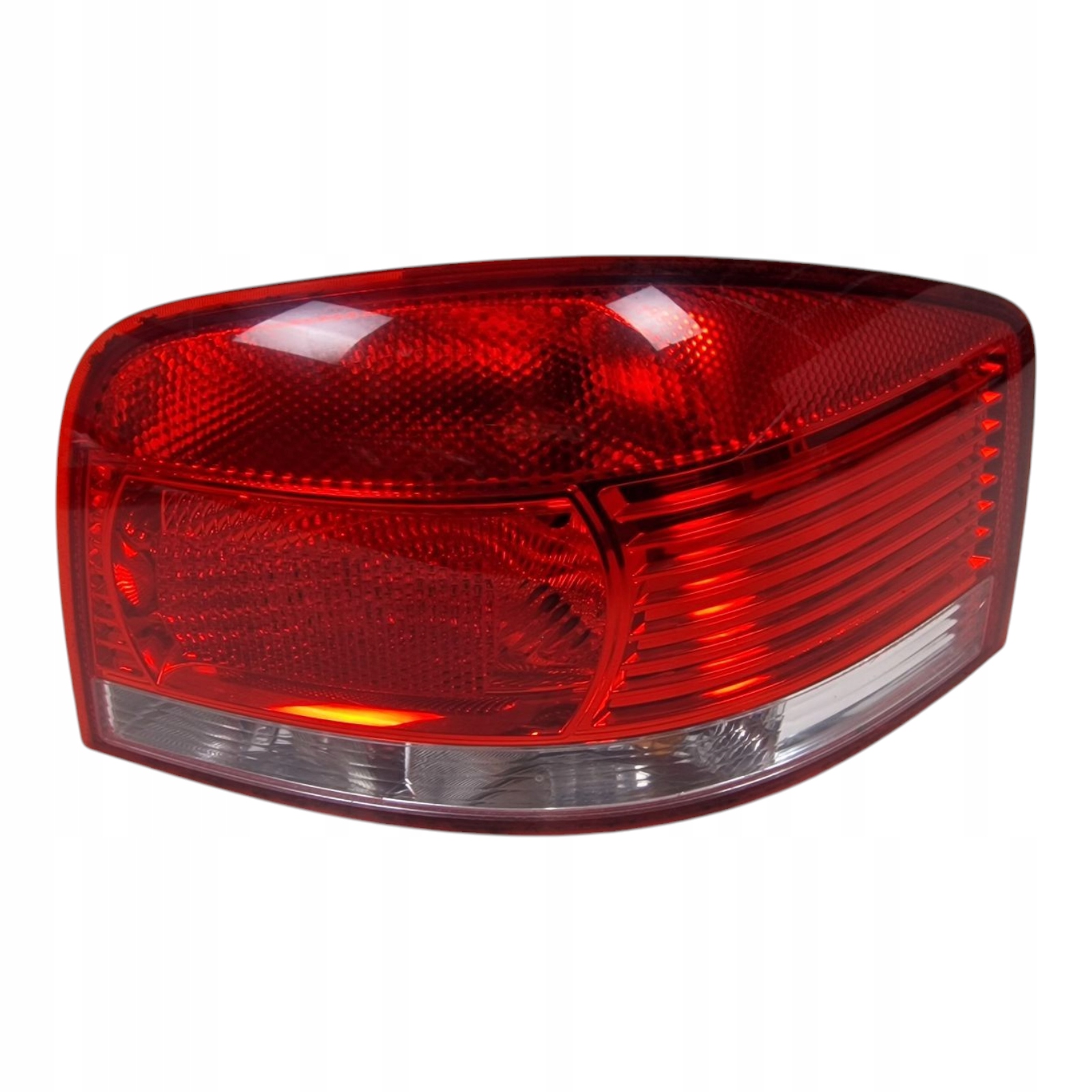 AUDI A3 8P0945096A light rear right ORG. LADNA