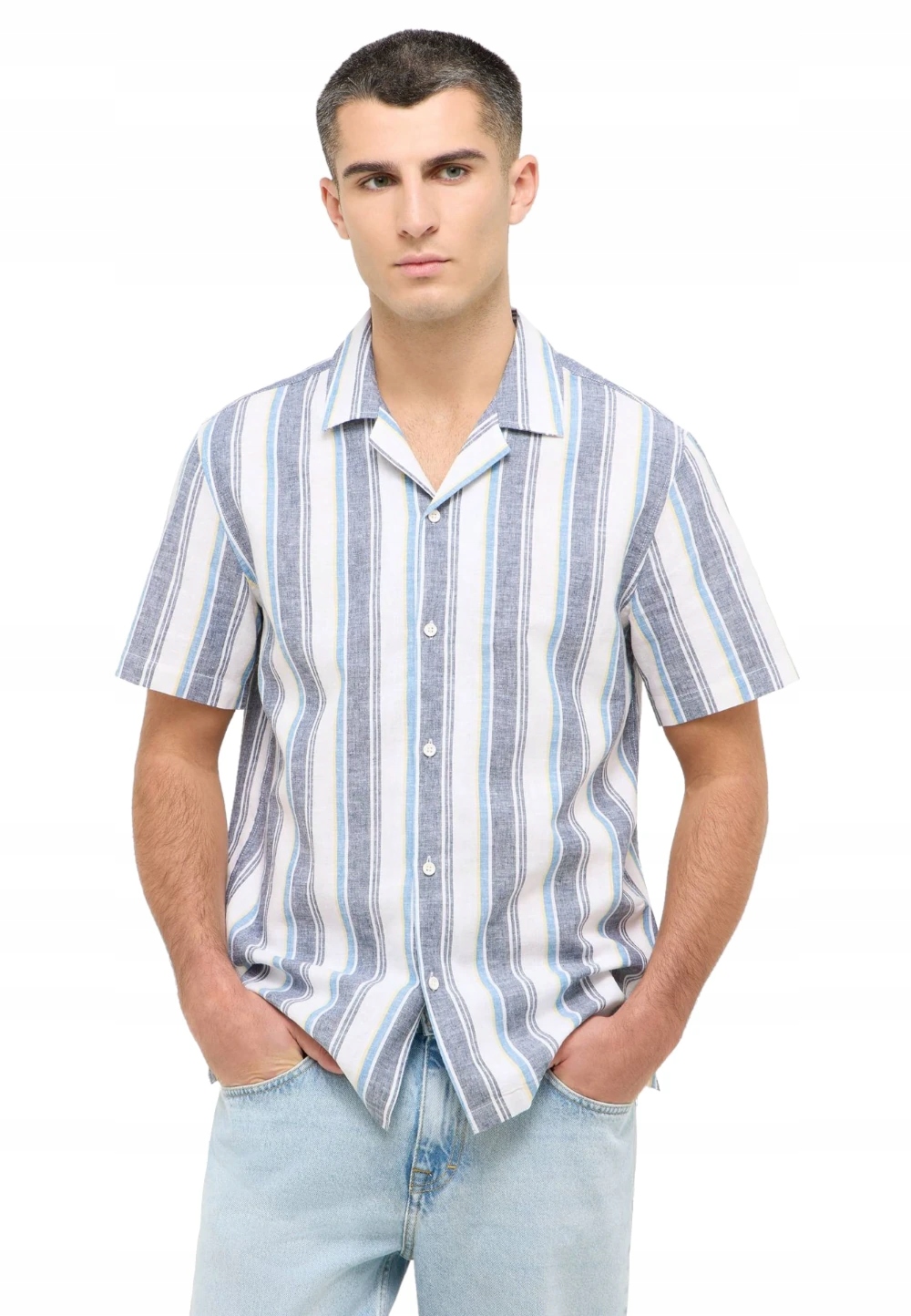 Mustang lněná pánská košile s krátkým rukávem a relaxed fit s krátkým rukávem