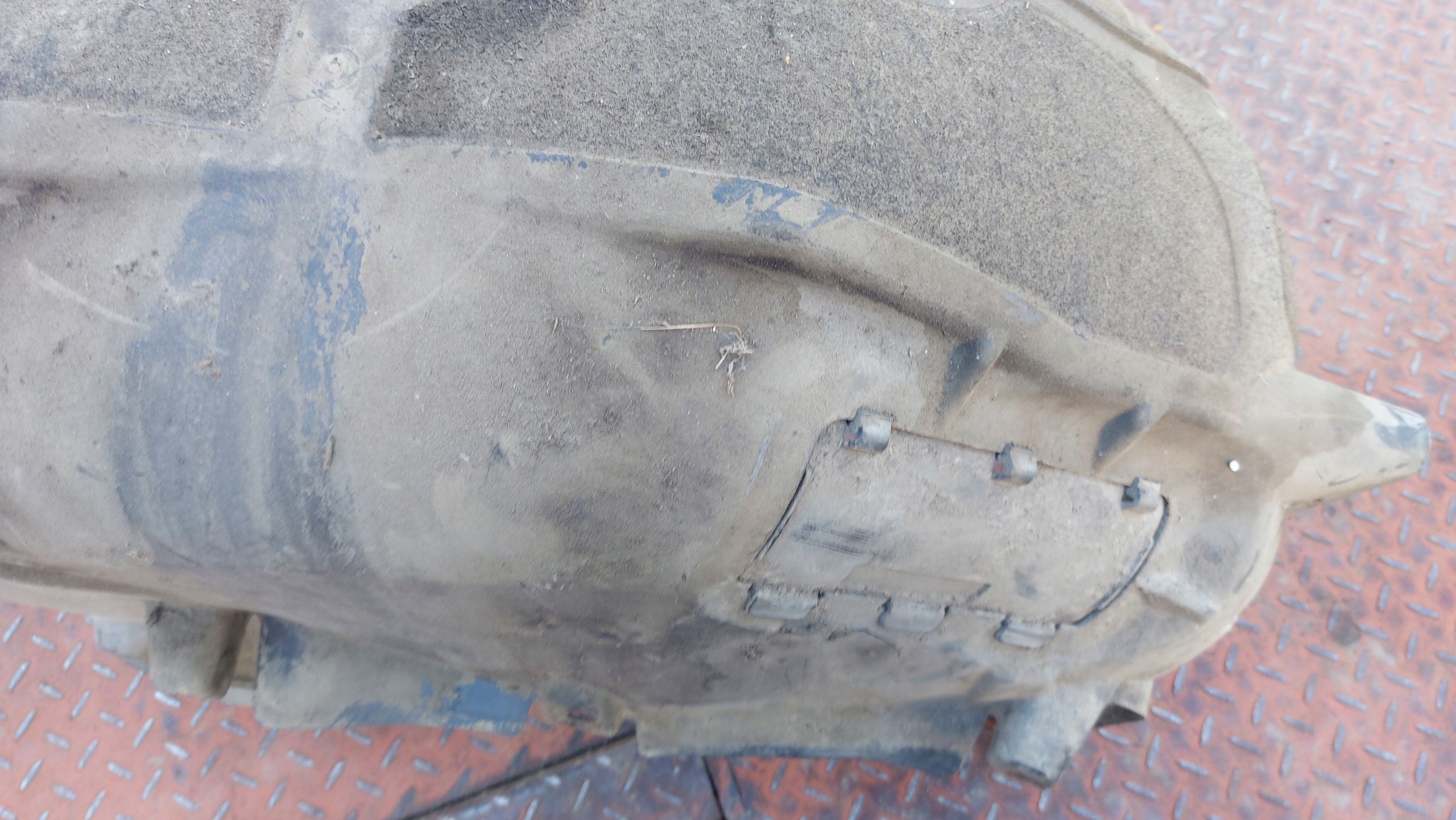 mudguard right right rear part rear. BMW 5 E61 04