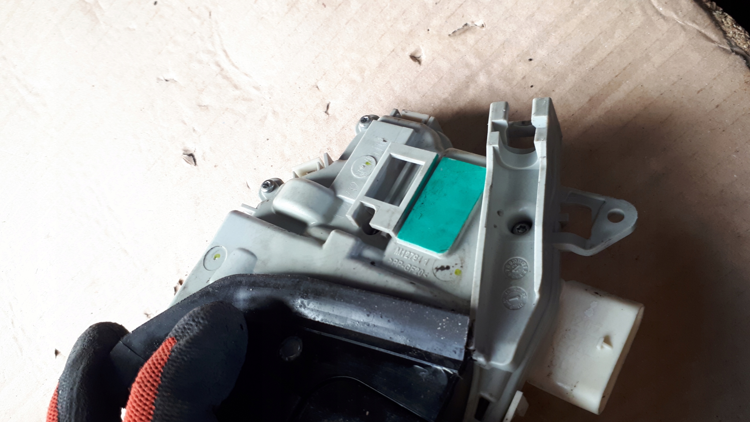 S4 B8 LIFT A4 lock door left rear part 5 PIN A5 Q5