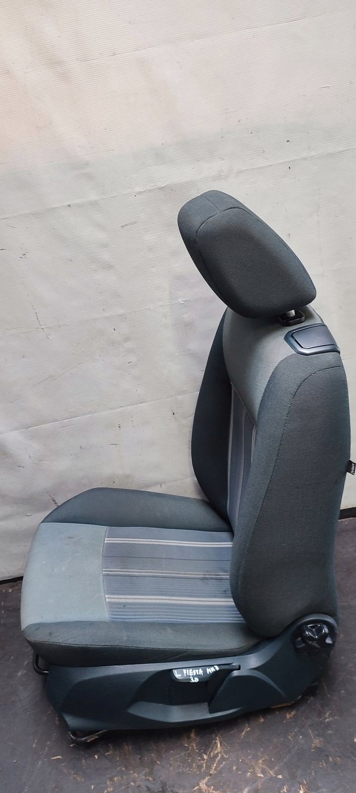 Sitz Sitze komplet Ford Fiesta MK7 3D H9