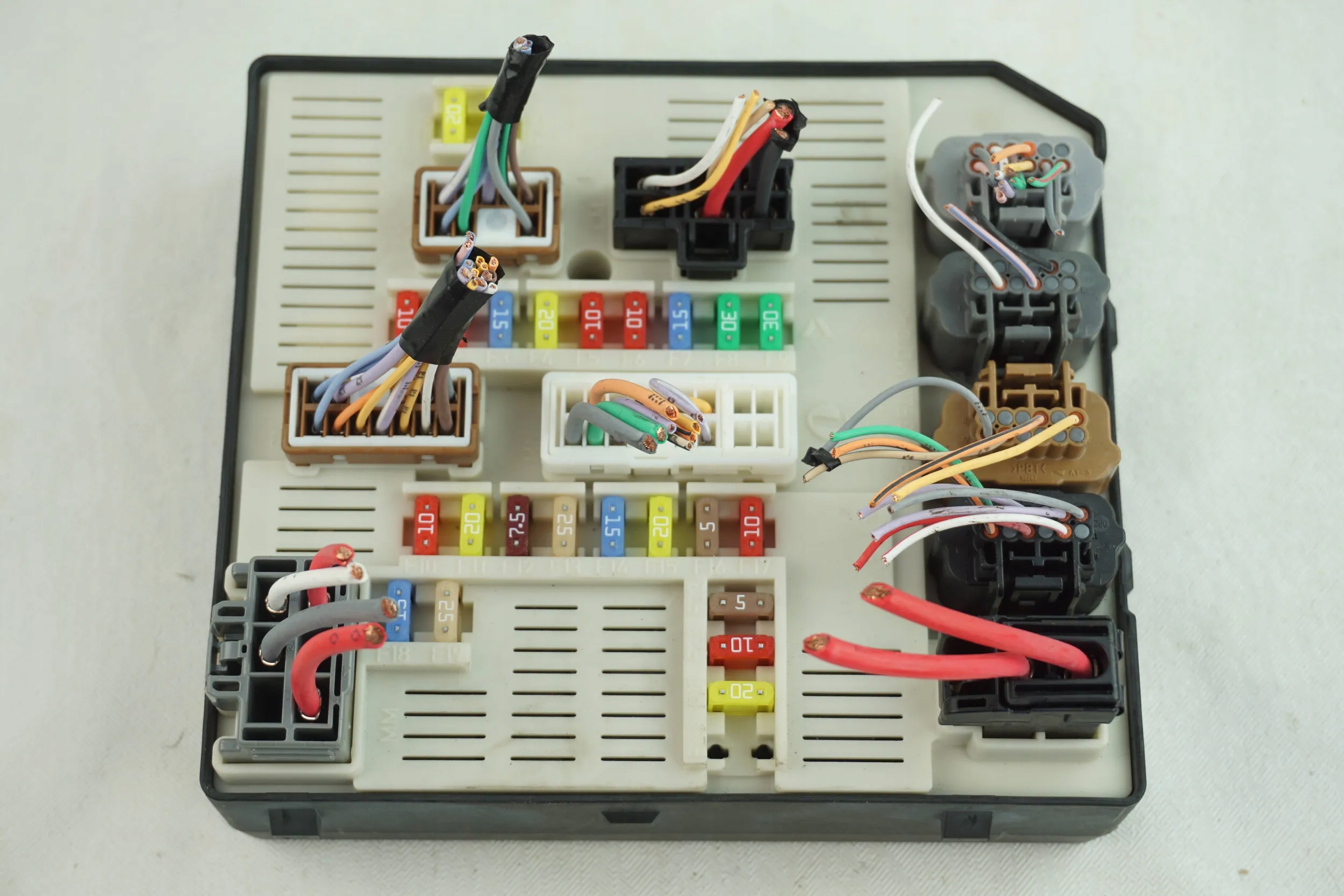 MODUŁ SKRZYNKA USM RENAULT MEGANE III 284B60010R