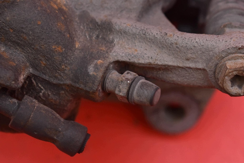caliper brake right front 6799D SKODA SUPERB 3 III 2.0 TDI 190 KM 15-20