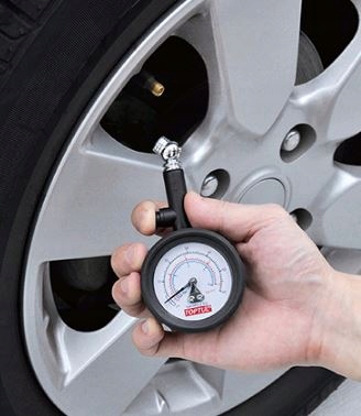 CIŚNIENIOMIERZ DO OPON KÓŁ MANOMETR 4 BAR/60 PSI TOPTUL Marka Toptul