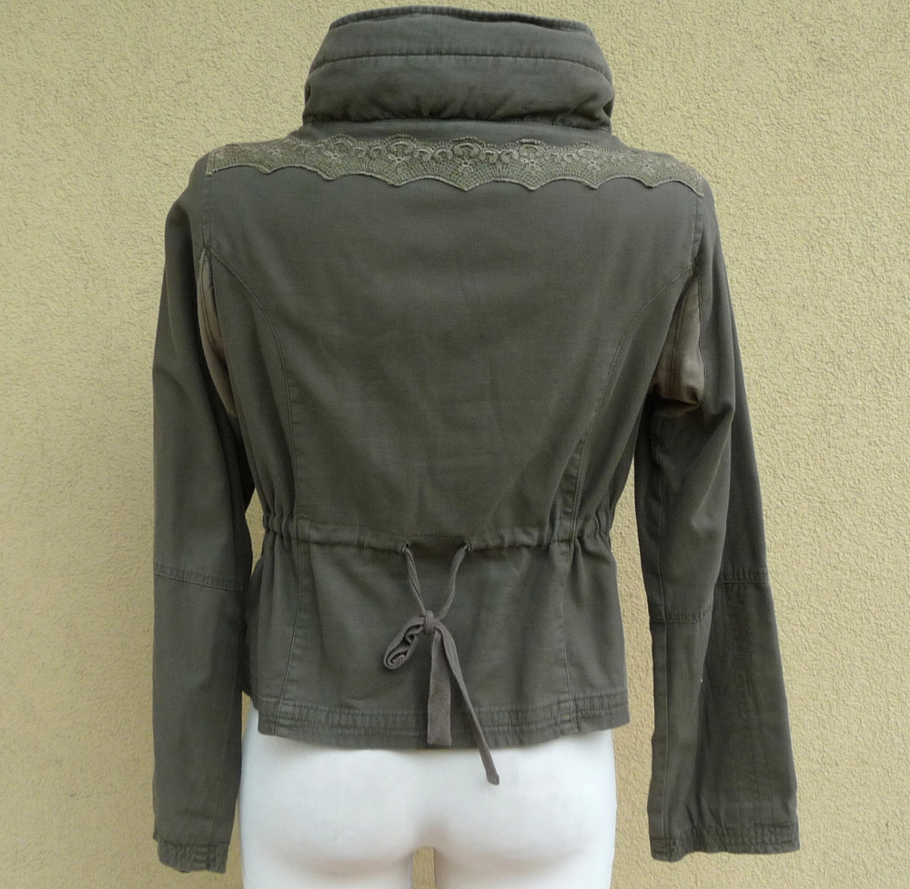 SOVIET LOVED AND LIVED IN KURTKA Z KAPTUREM 16 44 Marka Soviet