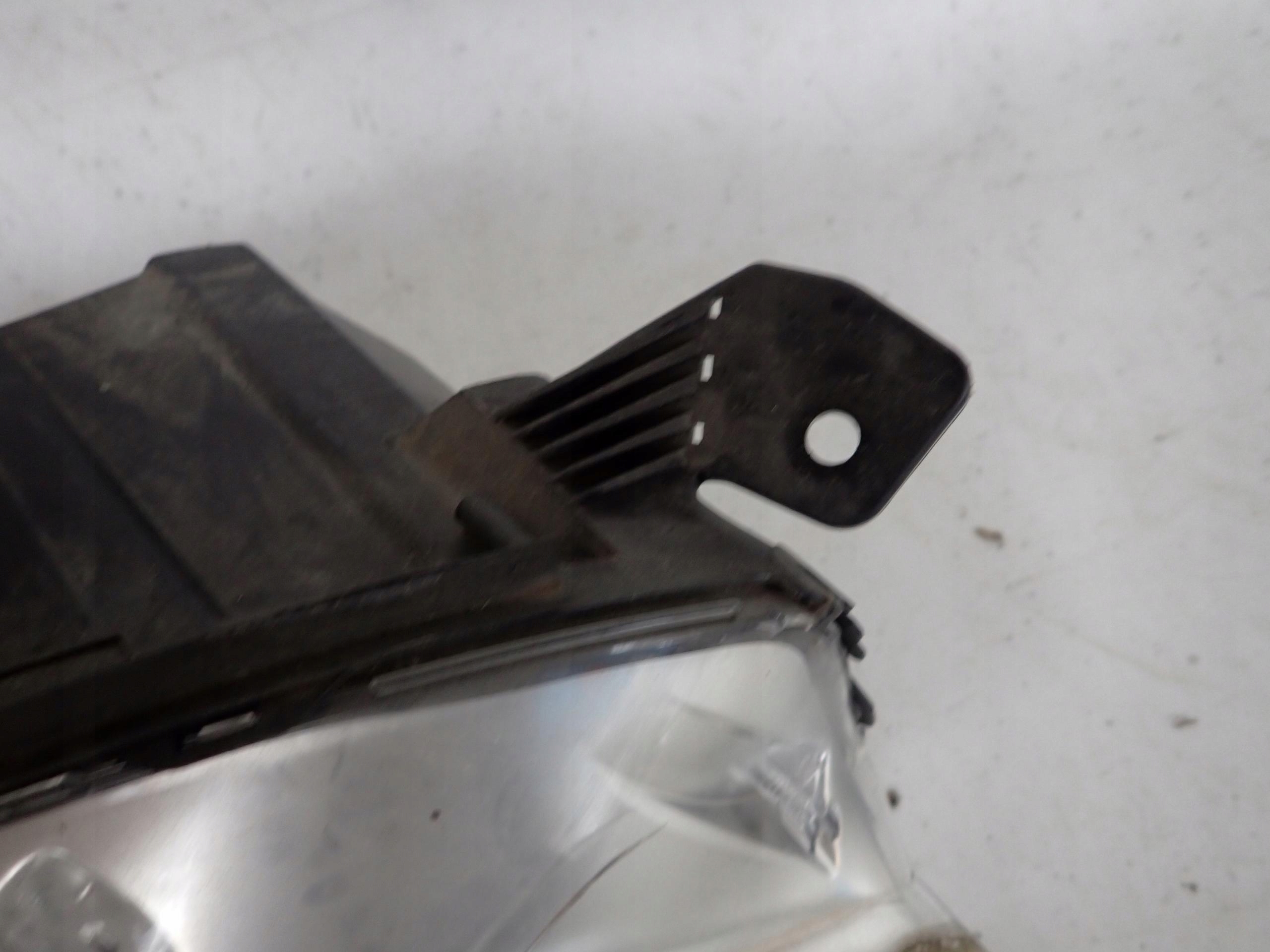 PEUGEOT EXPERT III 3 TRAVELLER 16-> light front front right
