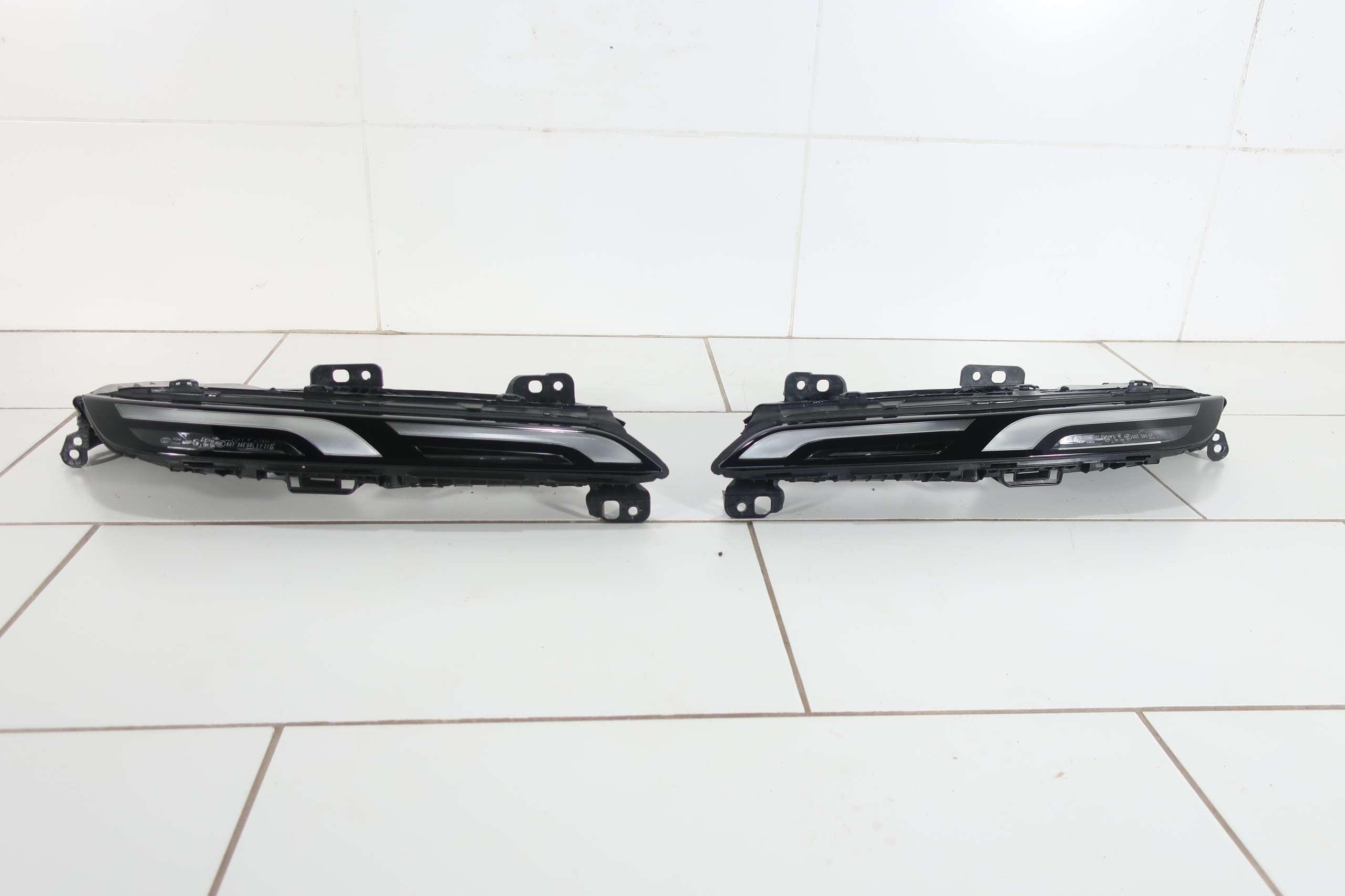 LAMPA PRZEDNIA PRAWA LEWA LED BMW 7 G70 i7 G70