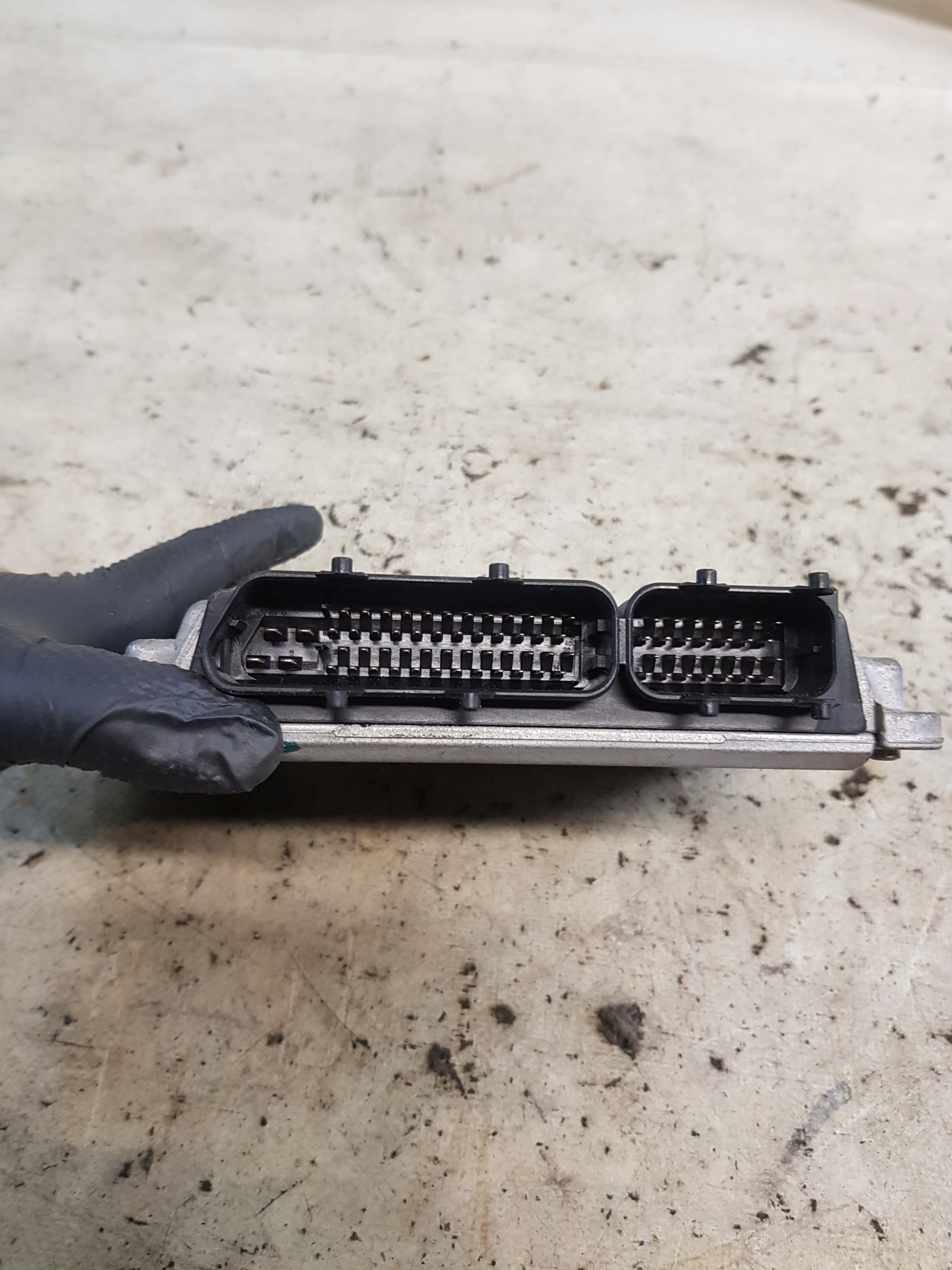 control unit of the engine VW NEW BEETLE 2.0B 06A906018AD 0261204936