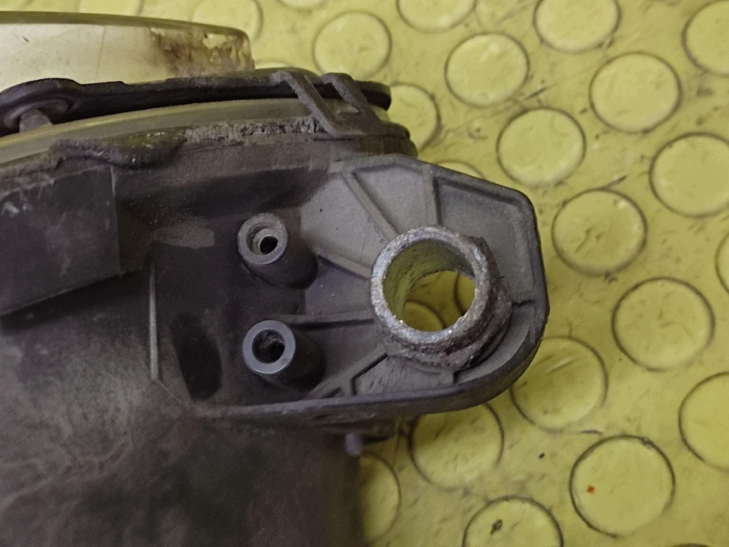 MERCEDES W204 REFLEKTOR light left front