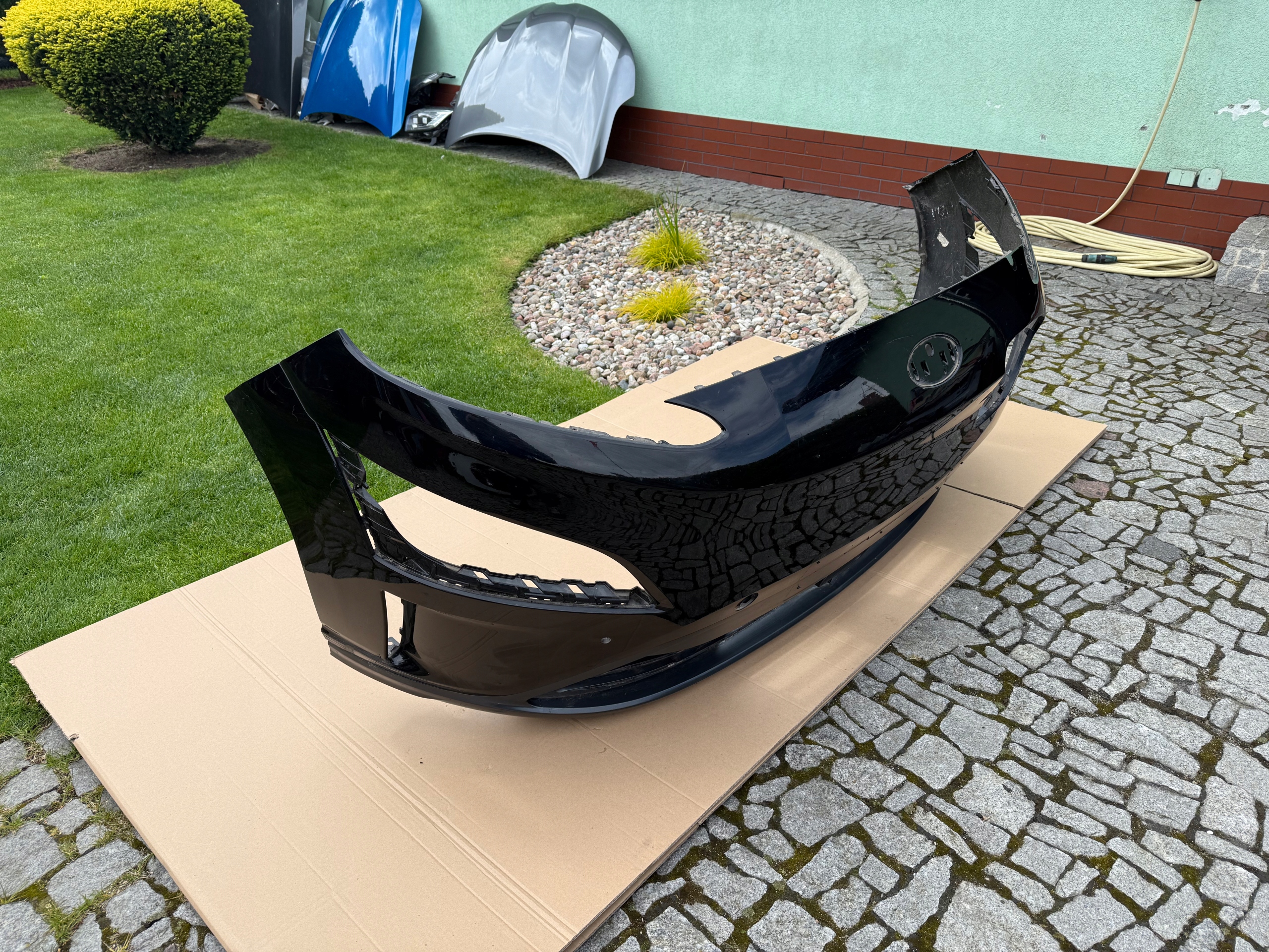 ZDERZAK PRZEDNI HYUNDAI KONA EV ELECTRIC LIFT 2020 - 2025 . Strona zabudowy przód