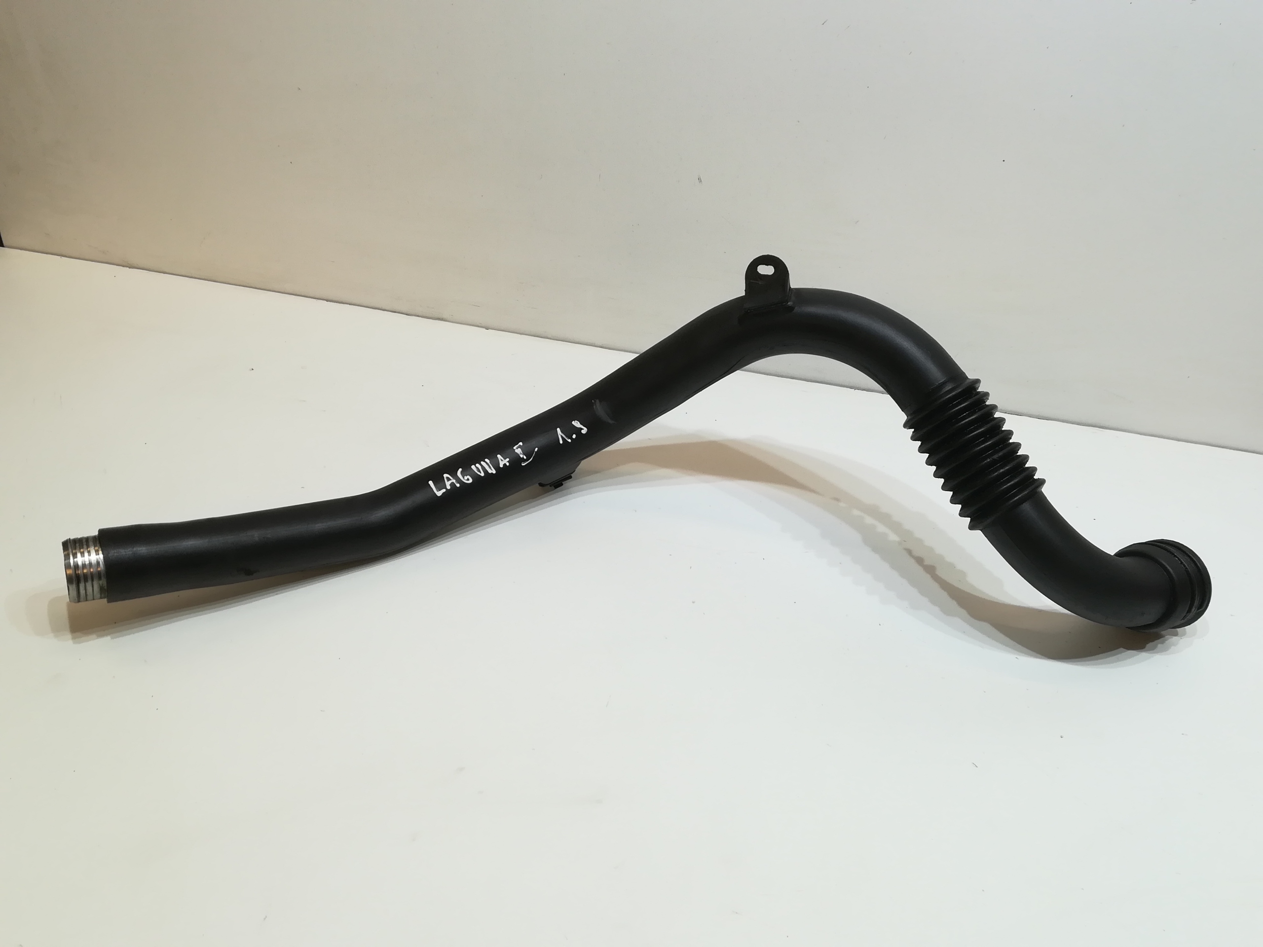 ШЛАНГ ТУРБО ИНТЕРКУЛЕРА LAGUNA II 8200142349