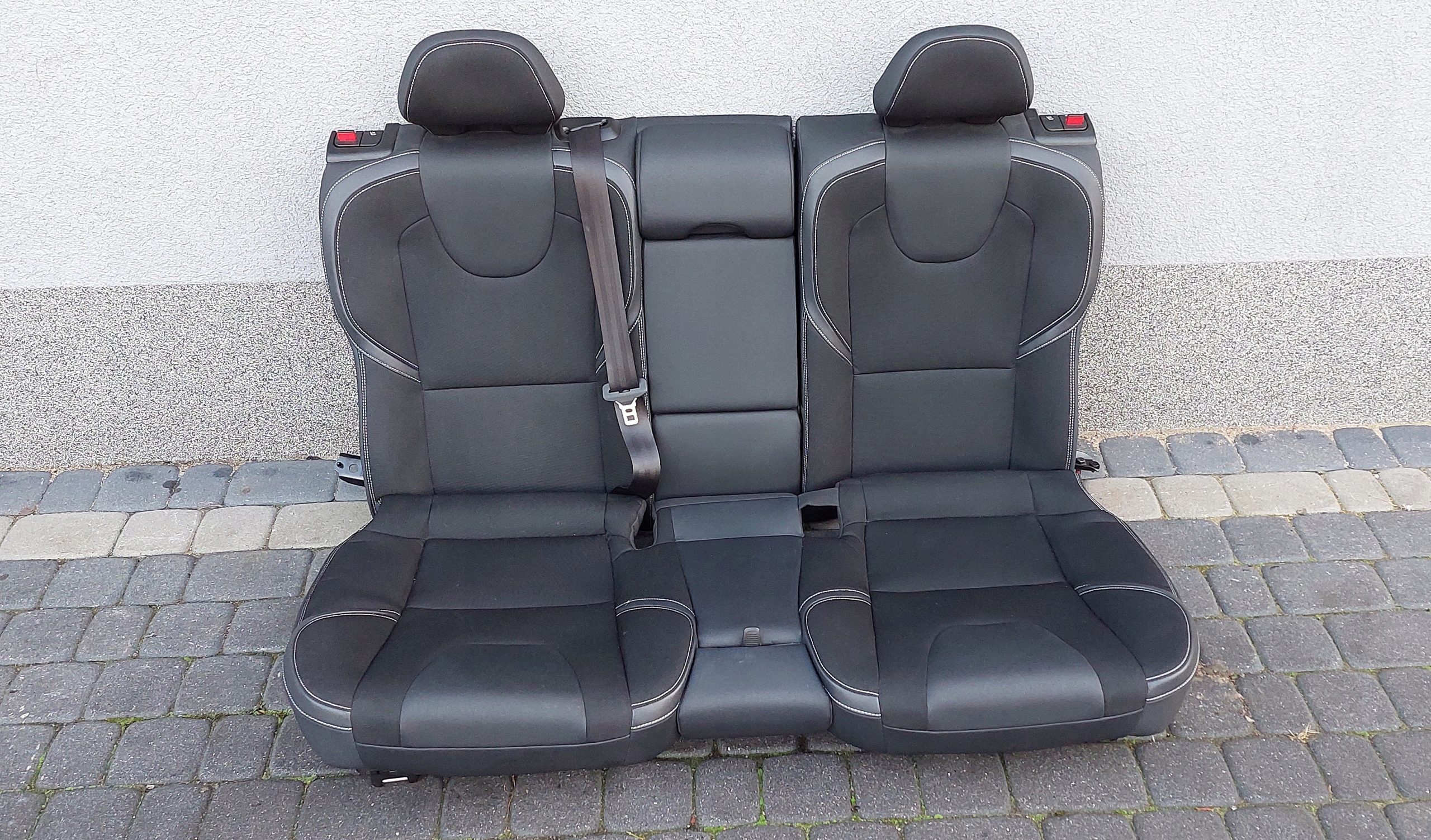 Диван Volvo V40 II