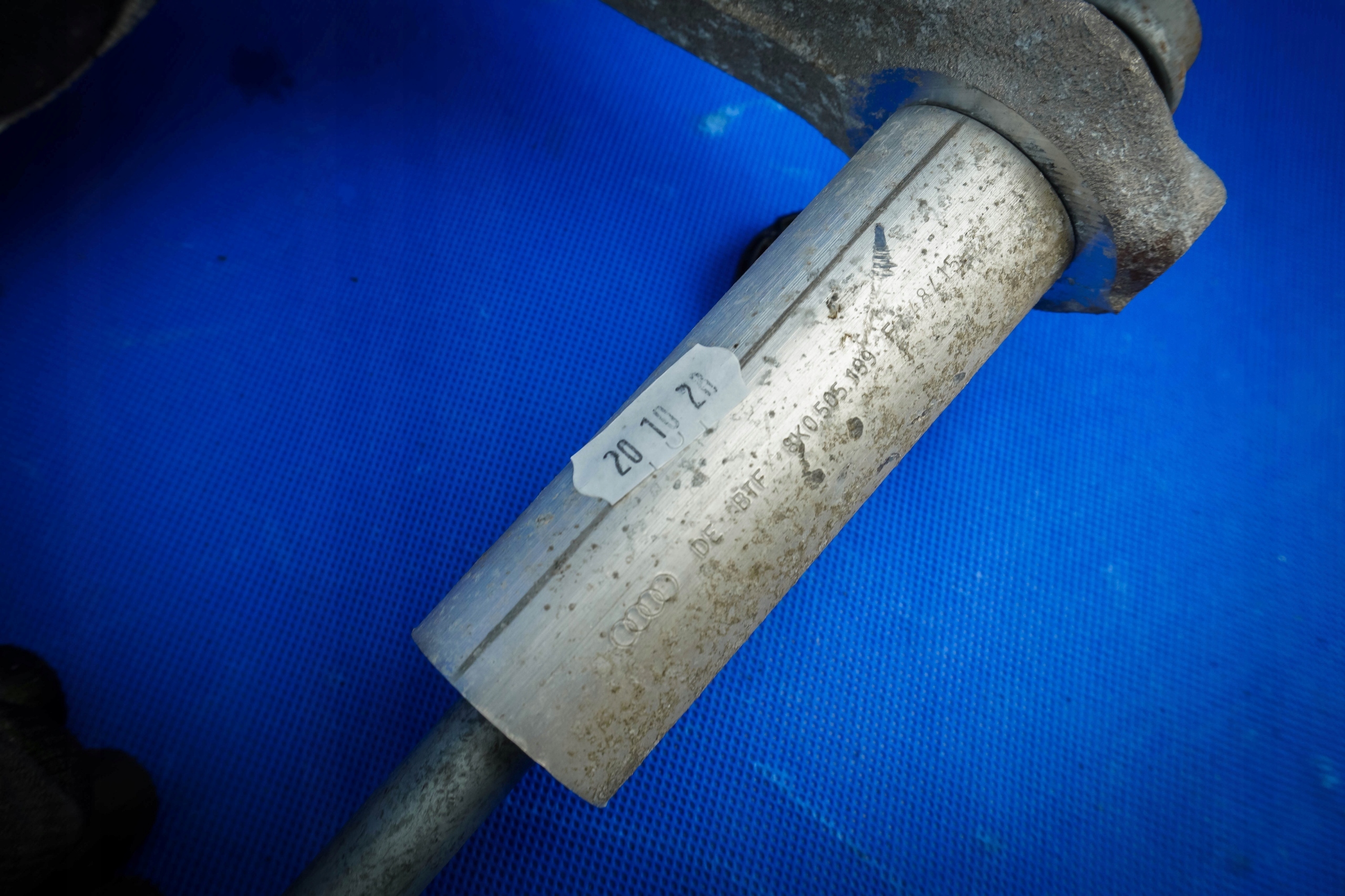 Querlenker wzdluzny hinten Audi A4 RS4 8K A5 8K0505312J