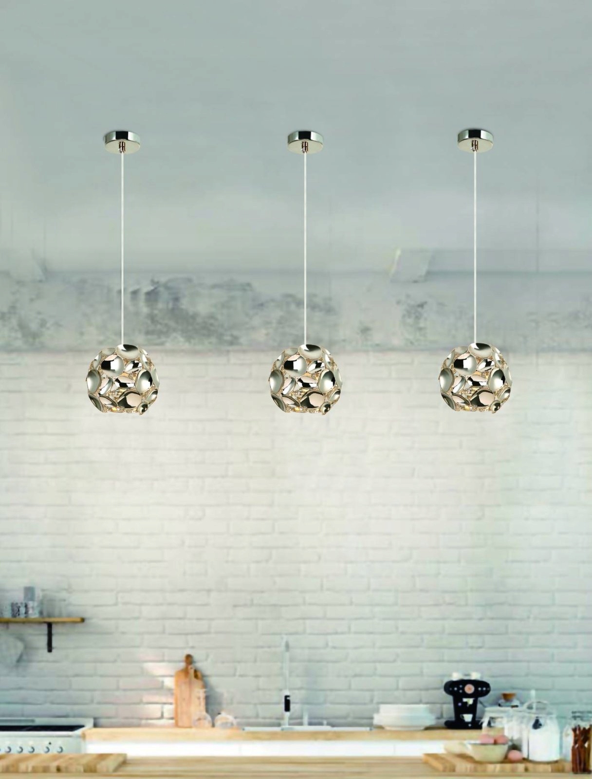 Závěsná lampa Carera Gold S lesklá zlatá koule new hampton do jídelny