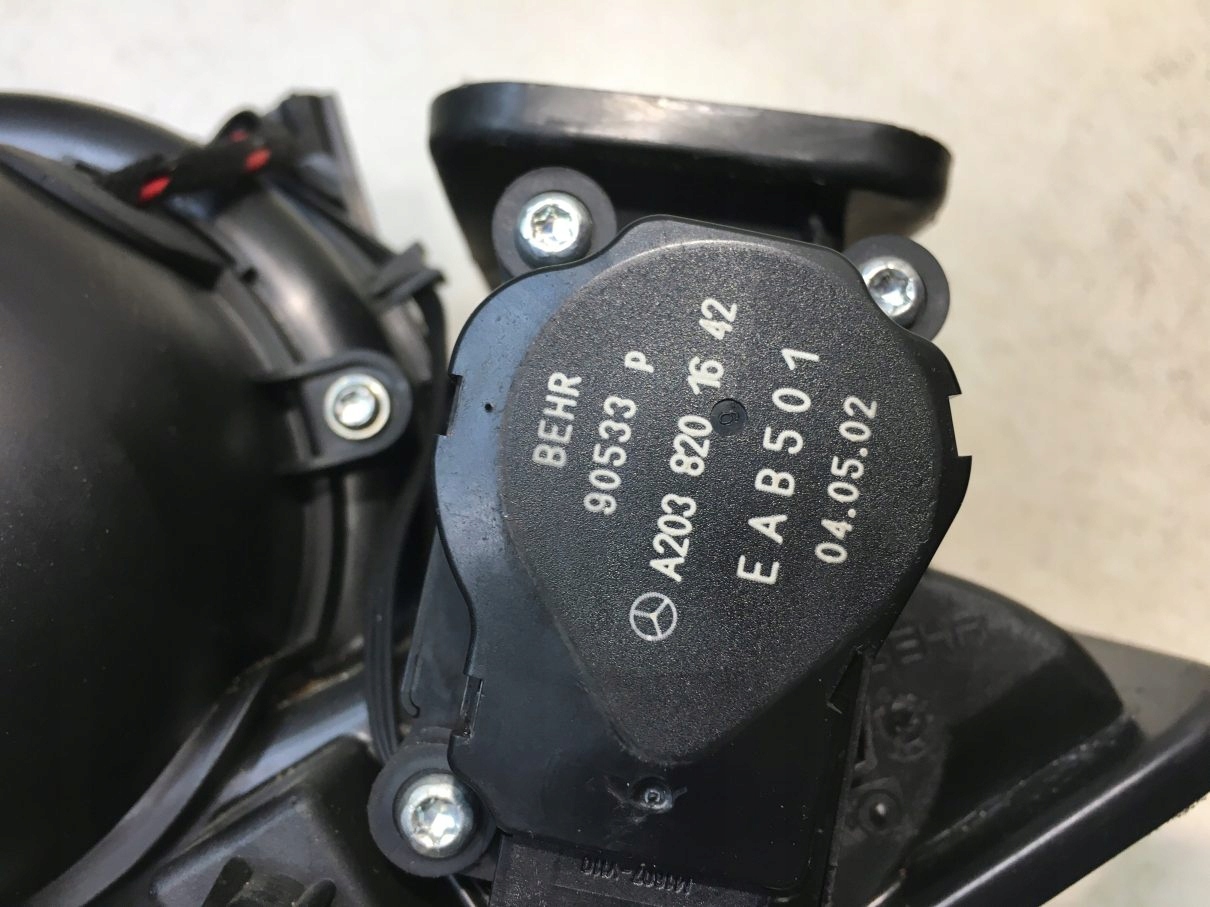 Lüfter DMUCHAWA heck MERCEDES ML W163 A1638300308