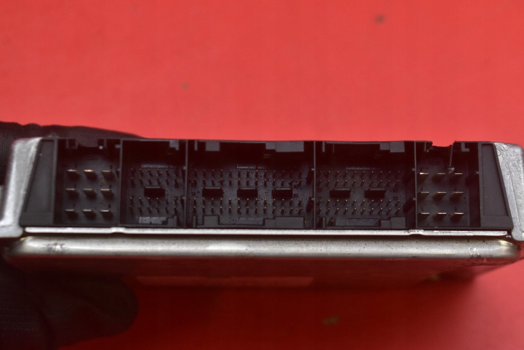 control unit computer of the engine 7519592 BMW E46 2.0i 143 KM 01-06