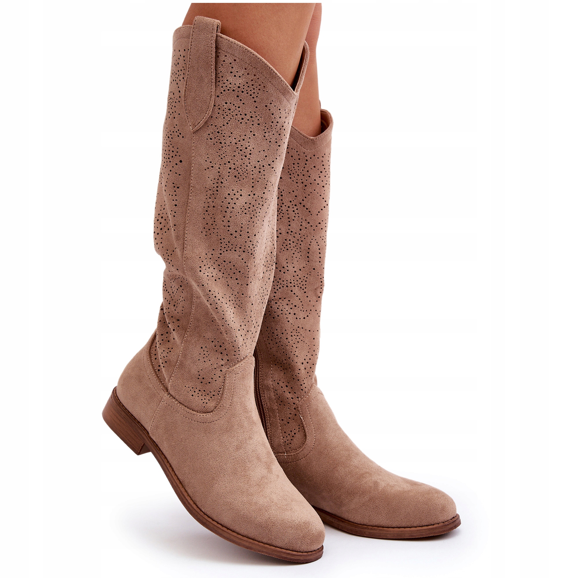 KOZAKI DAMSKIE AŻUROWE NA PŁASKIM OBCASIE S.BARSKI HY66-132 BEŻOWE 37